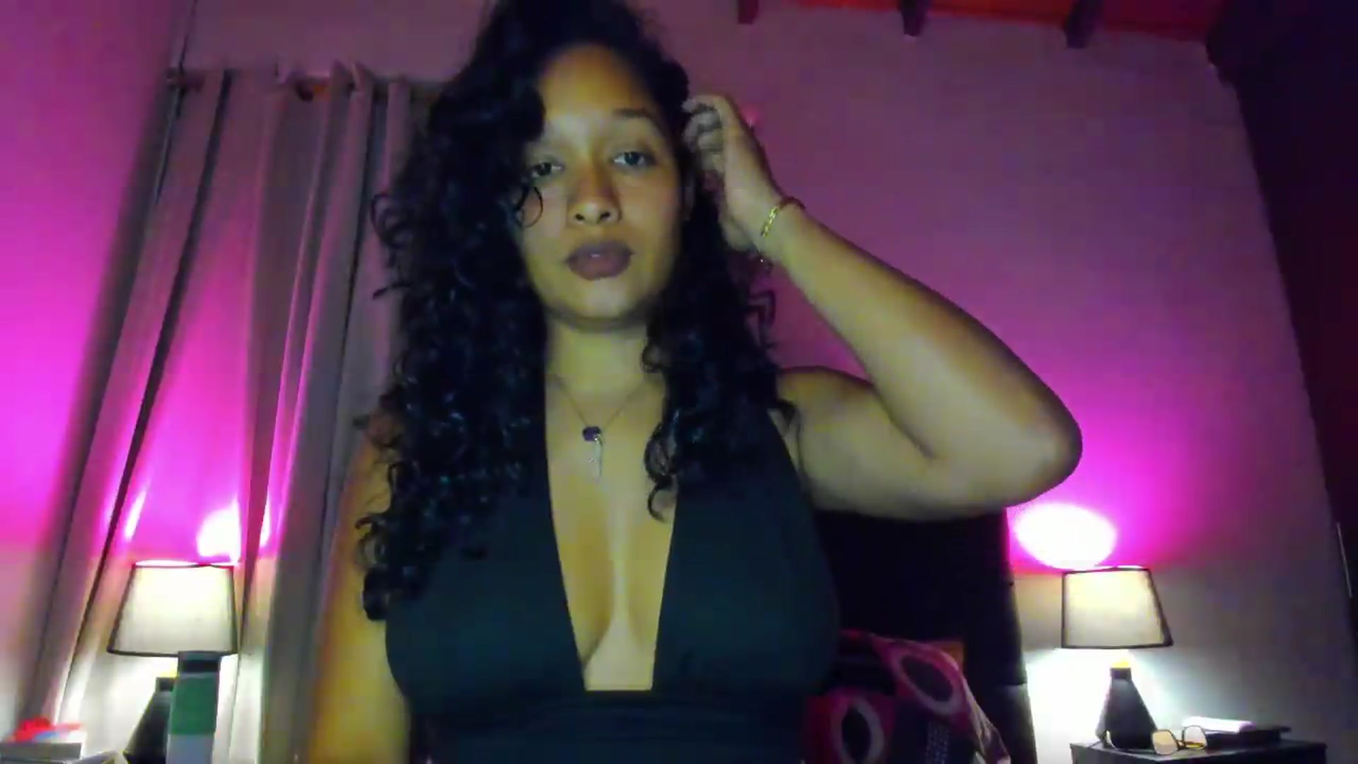 Gallery image thumbnail from Amatista_latina's myfreecams stream on, 06/08/2026, 04:57 image 11 of 20