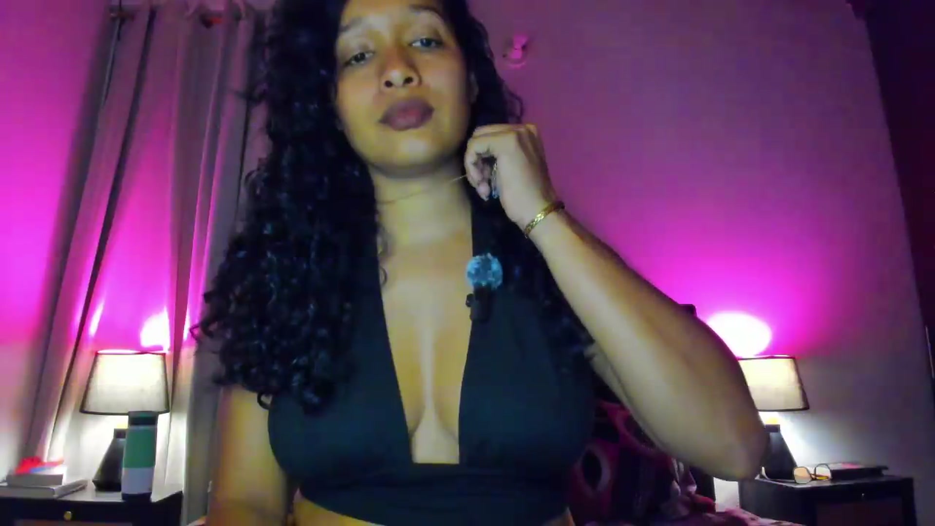 Gallery image thumbnail from Amatista_latina's myfreecams stream on, 06/08/2026, 04:57 image 18 of 20
