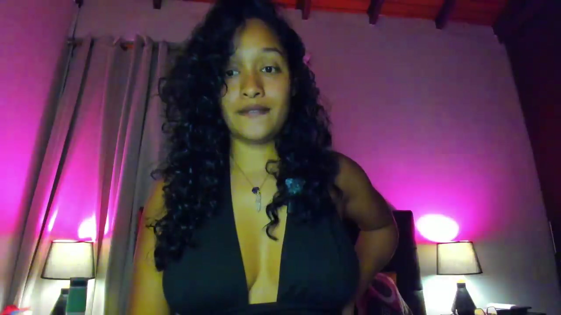 Gallery image thumbnail from Amatista_latina's myfreecams stream on, 06/08/2026, 04:57 image 13 of 20