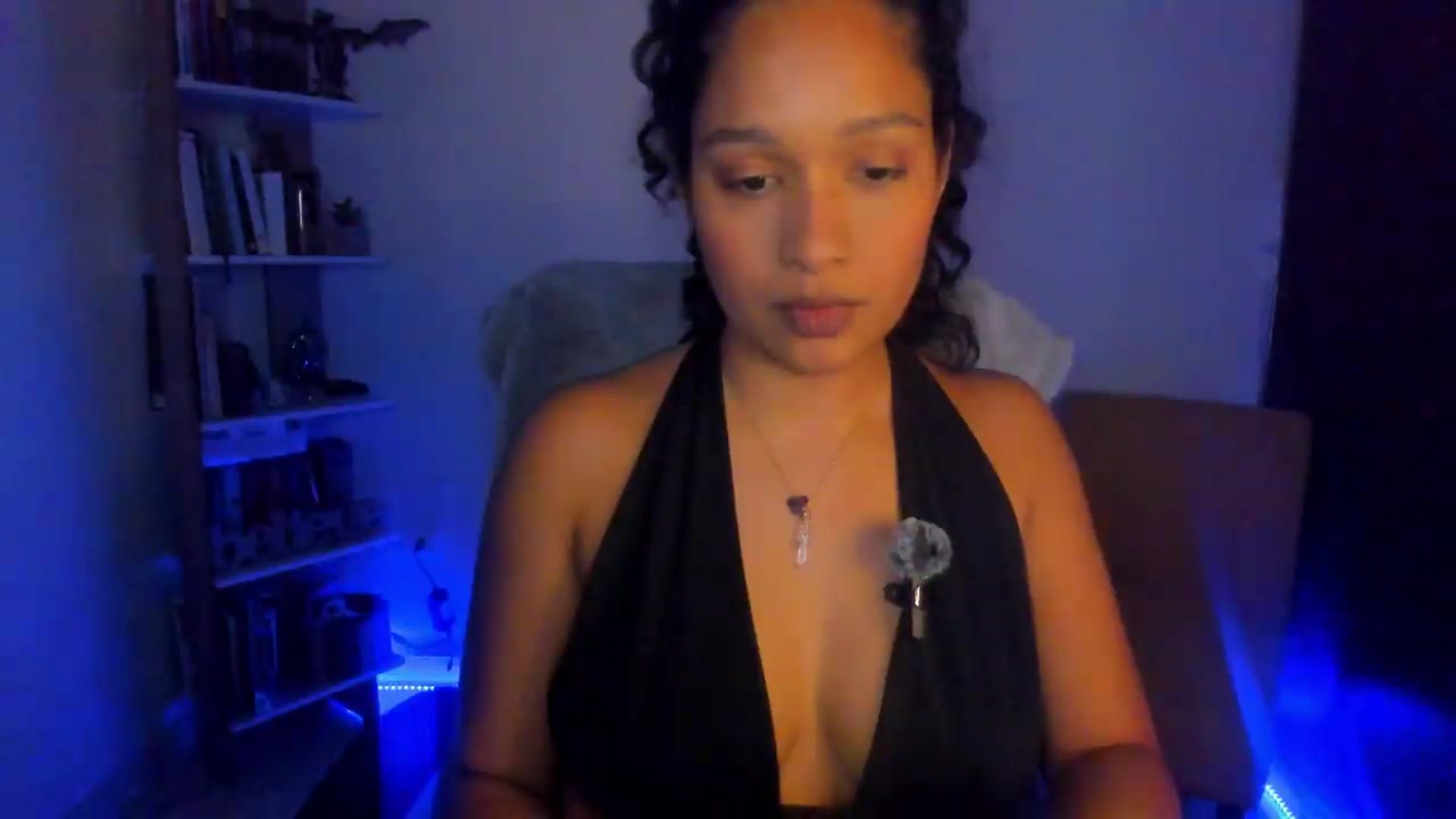 Gallery image thumbnail from Amatista_latina's myfreecams stream on, 06/08/2026, 07:08 image 9 of 20