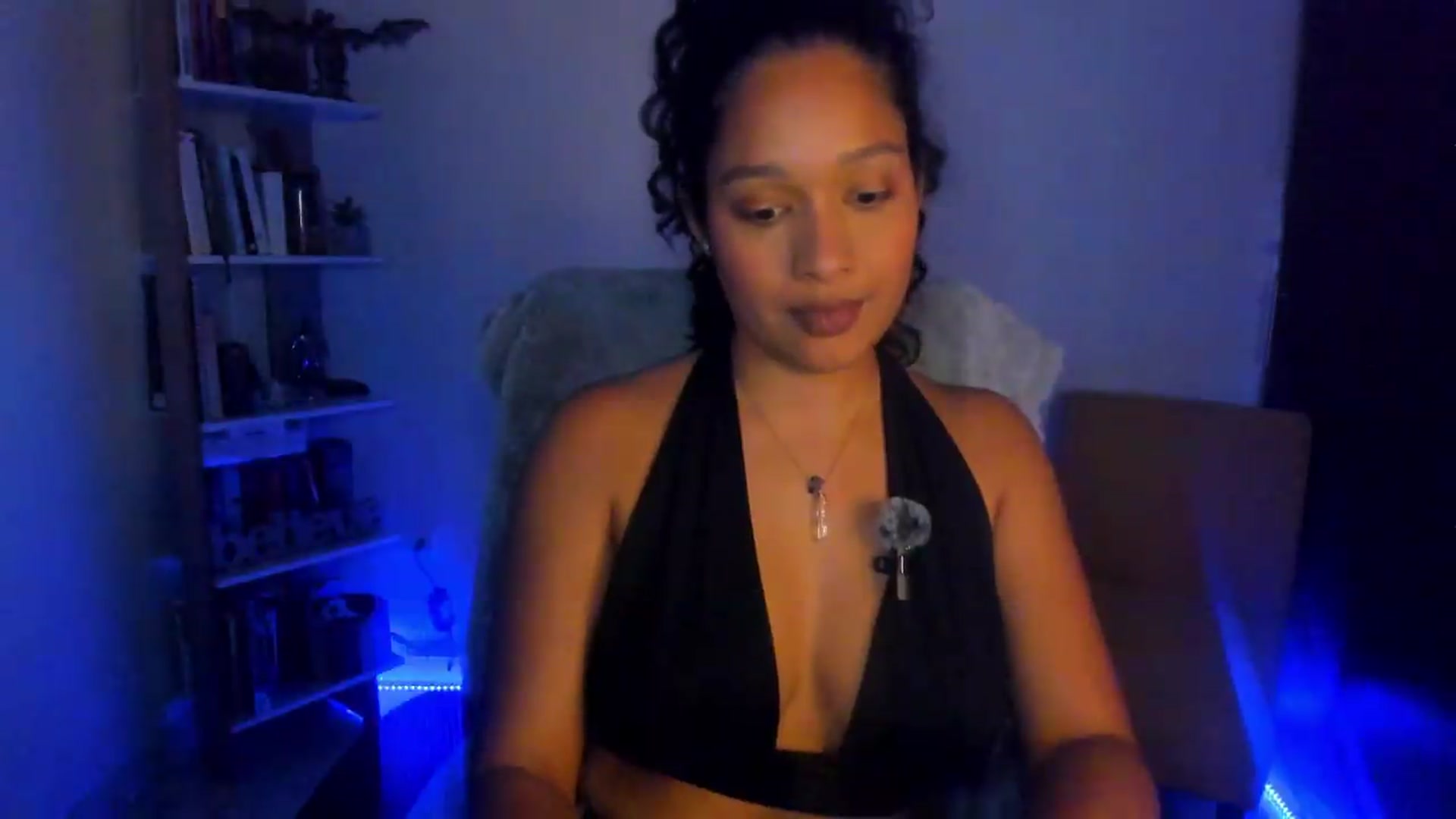 Gallery image thumbnail from Amatista_latina's myfreecams stream on, 06/08/2026, 07:08 image 7 of 20