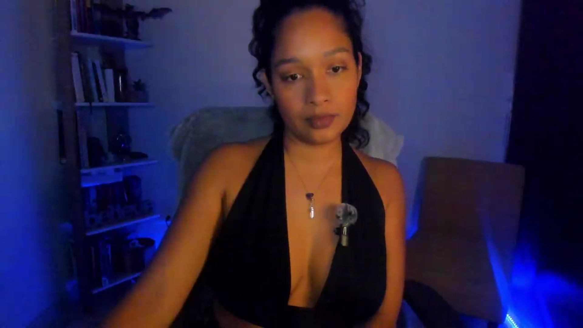 Gallery image thumbnail from Amatista_latina's myfreecams stream on, 06/08/2026, 07:08 image 14 of 20
