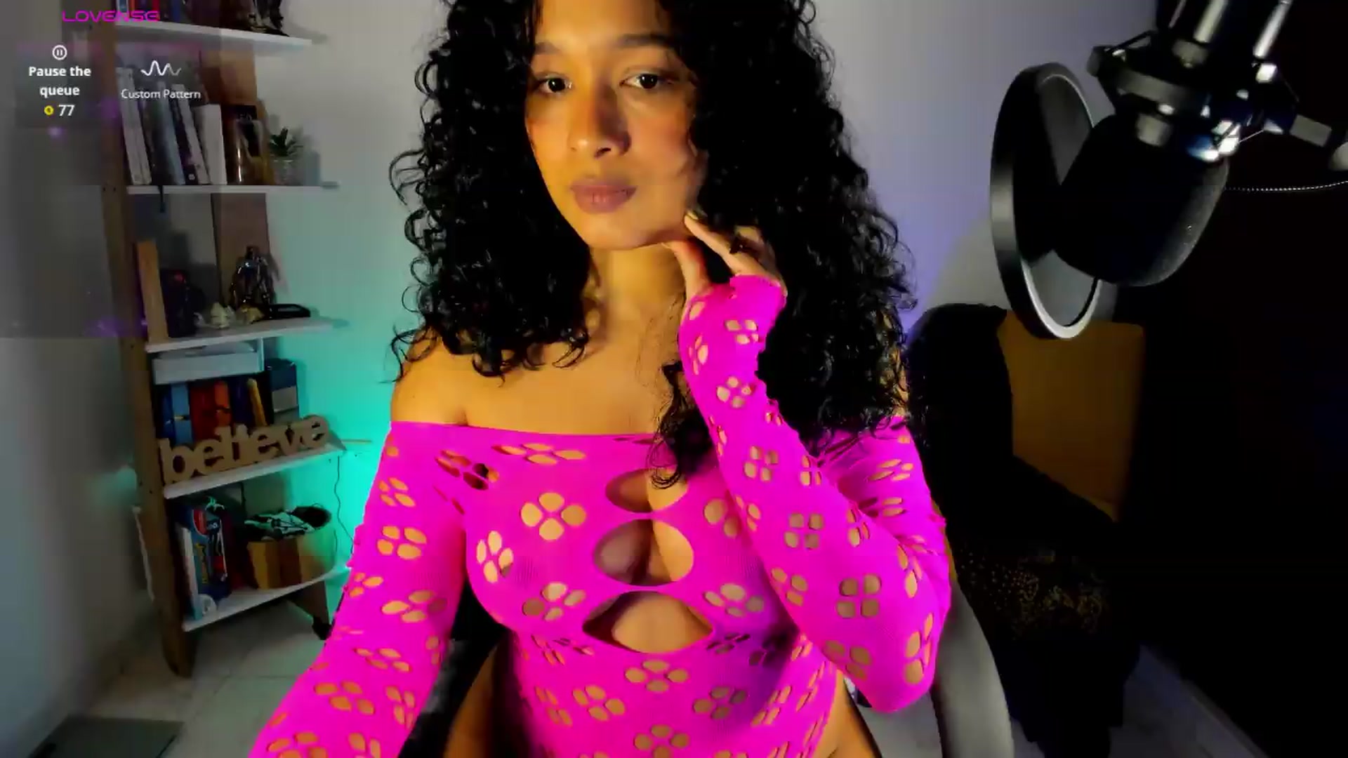 Gallery image thumbnail from Amatista_latina's myfreecams stream on, 06/16/2026, 07:02 image 4 of 20