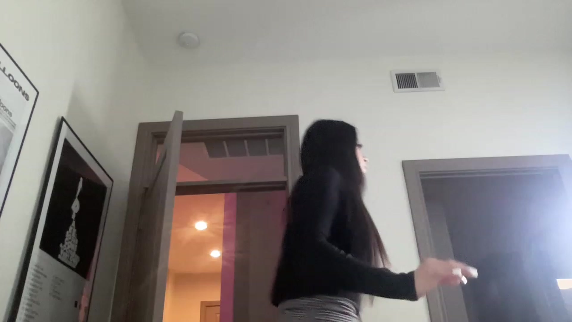 Gallery image thumbnail from Amaya_Flores's myfreecams stream on, 11/23/2022, 02:53 image 18 of 20