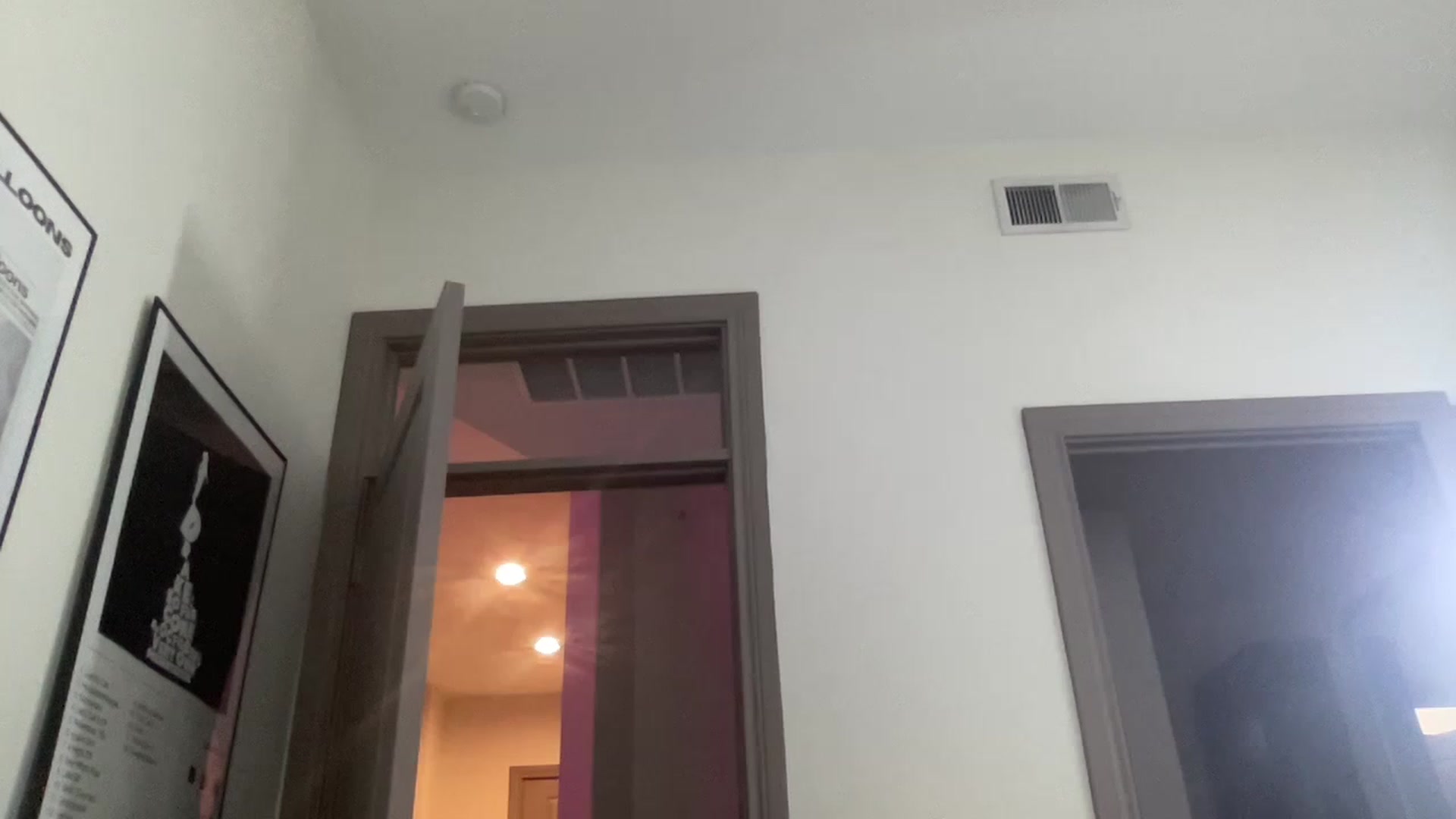 Gallery image thumbnail from Amaya_Flores's myfreecams stream on, 11/23/2022, 02:53 image 11 of 20