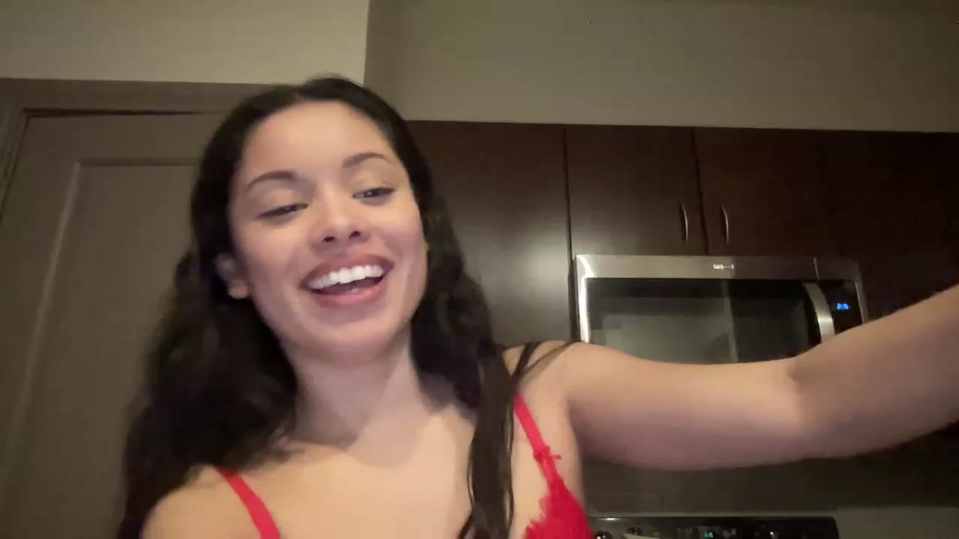 Gallery image thumbnail from Amaya_Flores's myfreecams stream on, 12/02/2022, 07:29 image 3 of 20