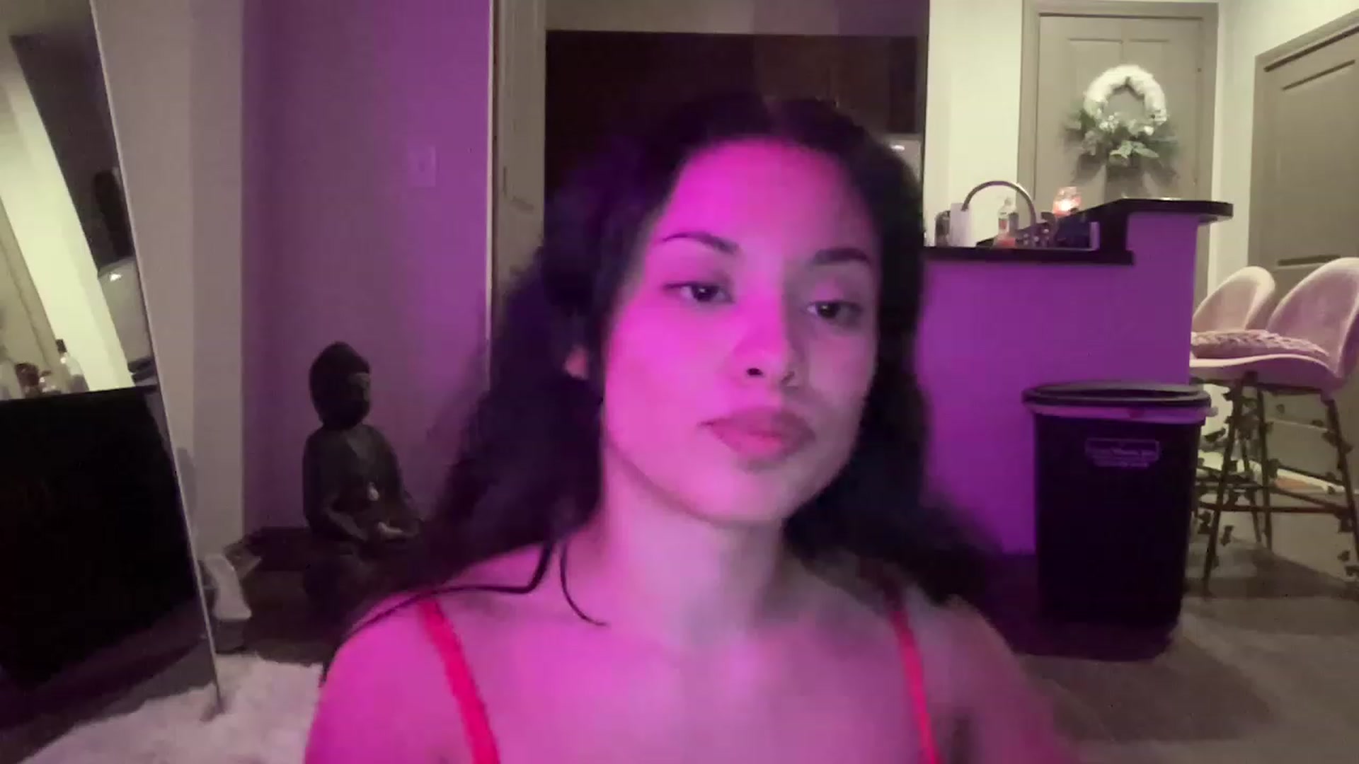 Gallery image thumbnail from Amaya_Flores's myfreecams stream on, 12/02/2022, 08:13 image 8 of 20