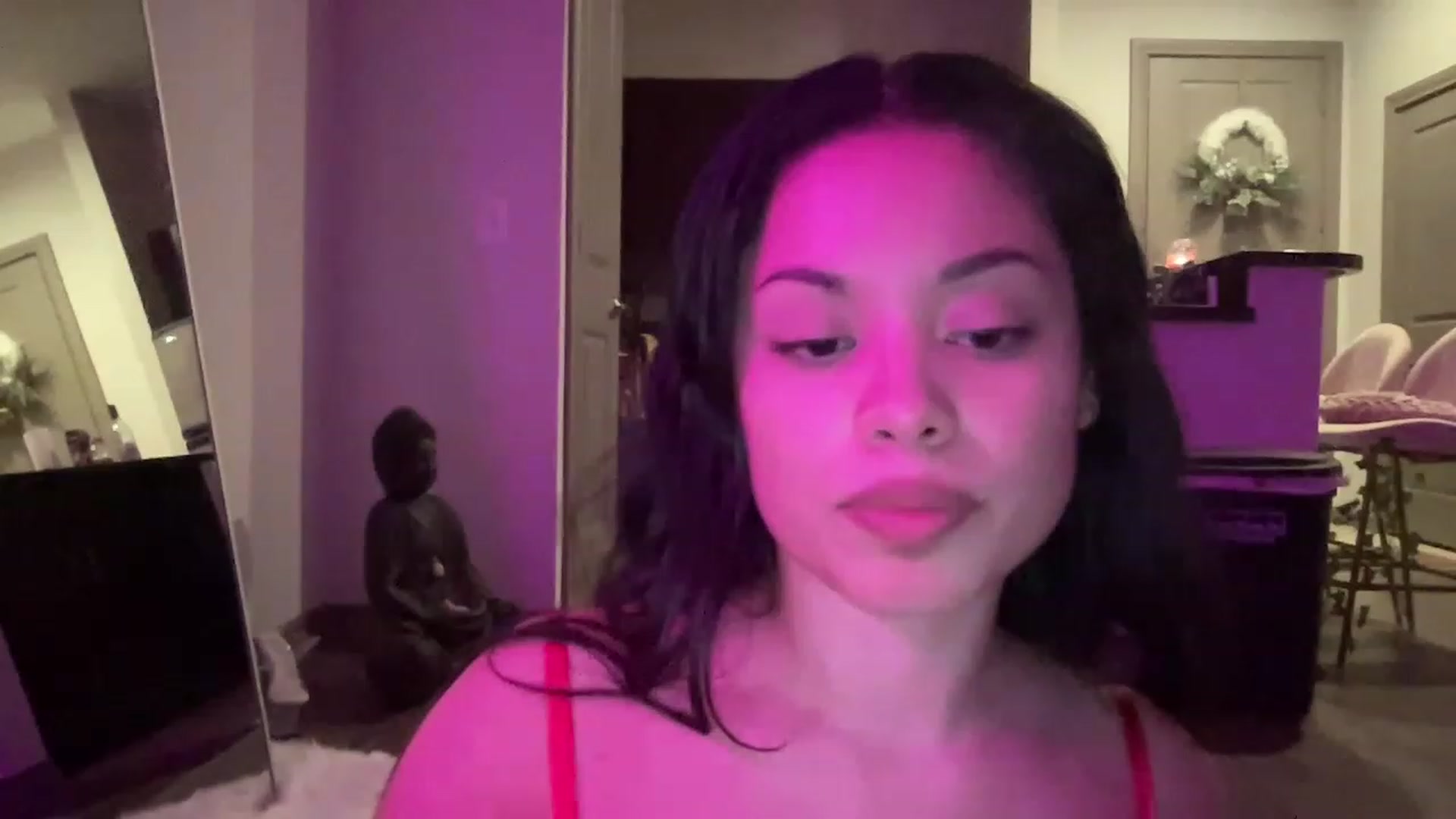 Gallery image thumbnail from Amaya_Flores's myfreecams stream on, 12/02/2022, 08:13 image 10 of 20