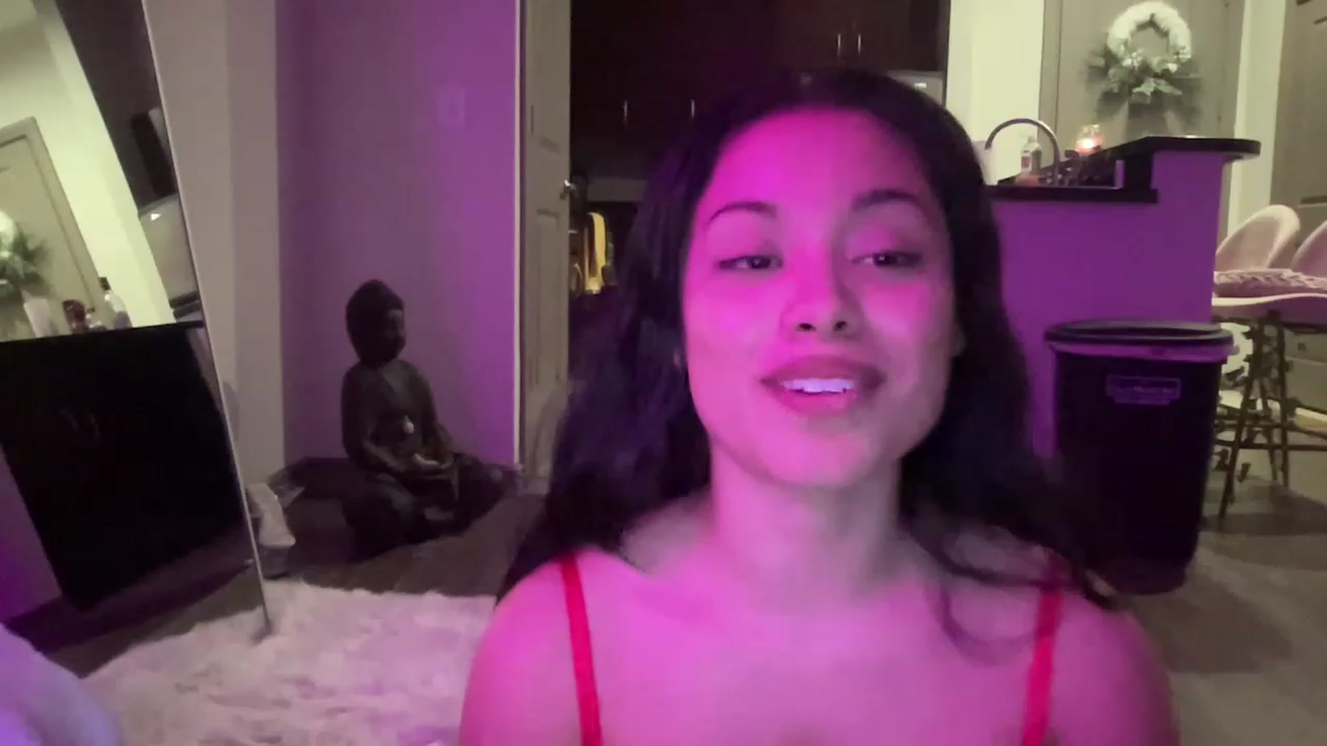 Gallery image thumbnail from Amaya_Flores's myfreecams stream on, 12/02/2022, 08:13 image 13 of 20