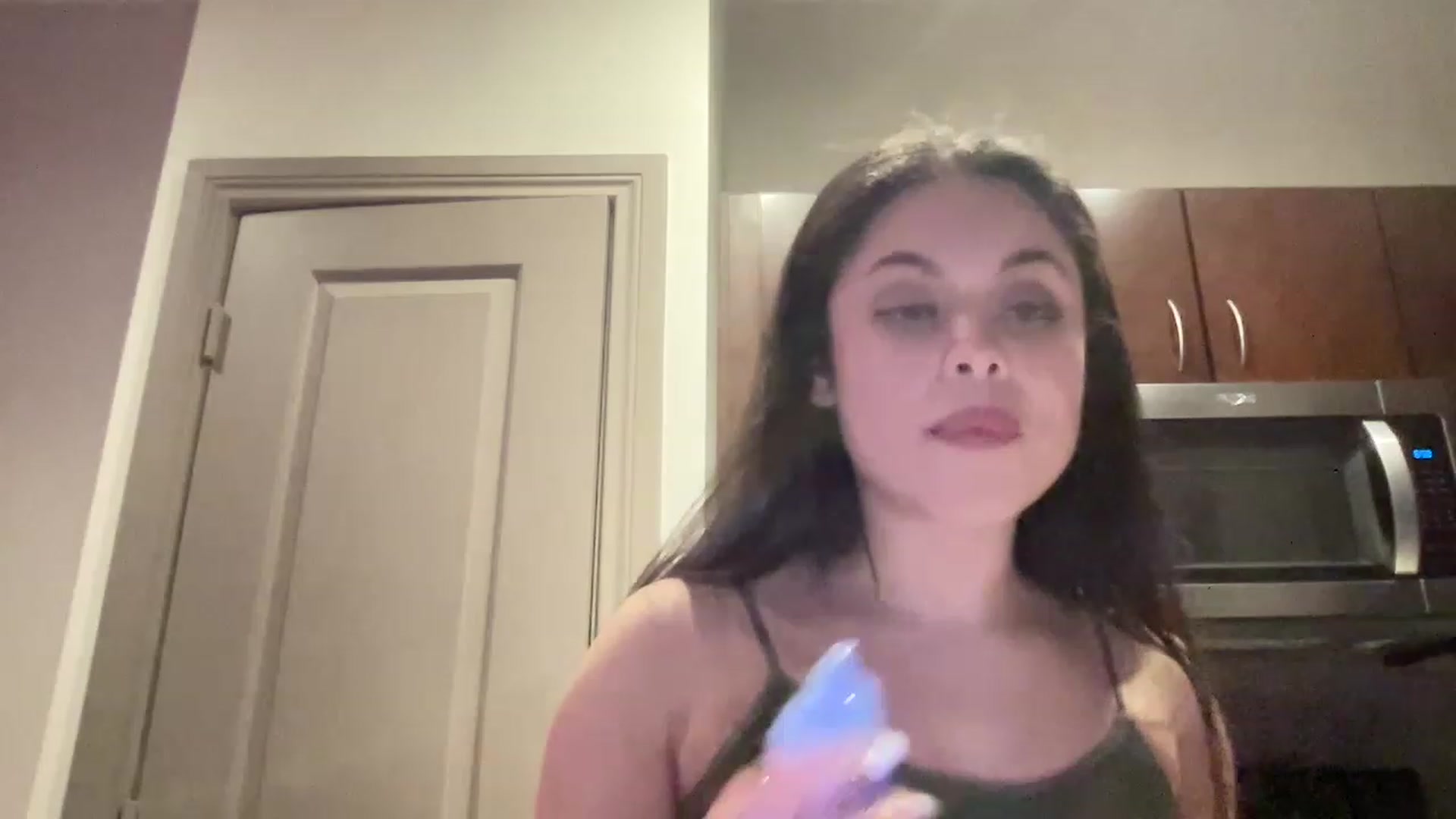 Gallery image thumbnail from Amaya_Flores's myfreecams stream on, 12/10/2022, 12:48 image 12 of 20