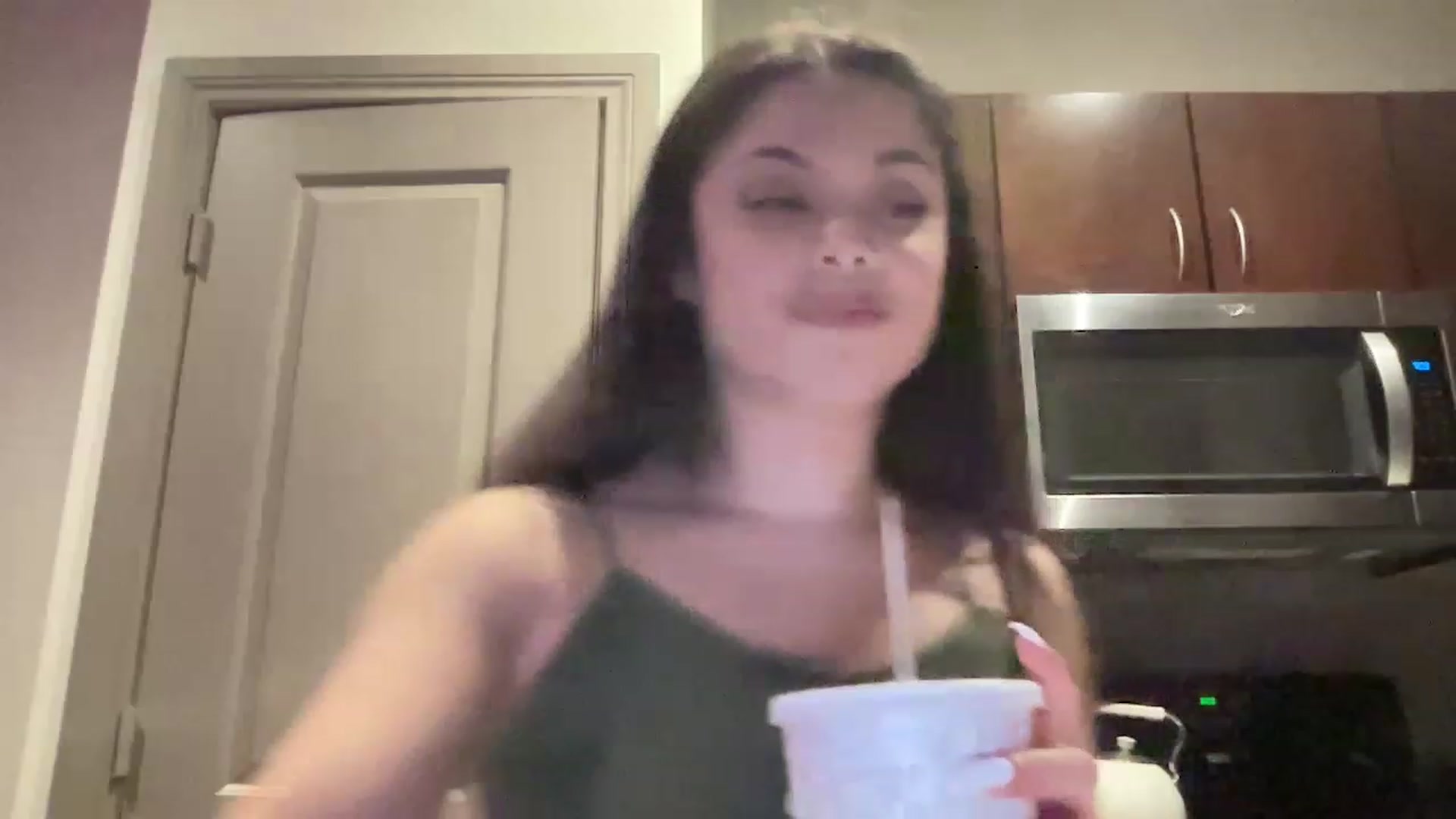 Gallery image thumbnail from Amaya_Flores's myfreecams stream on, 12/10/2022, 12:48 image 13 of 20
