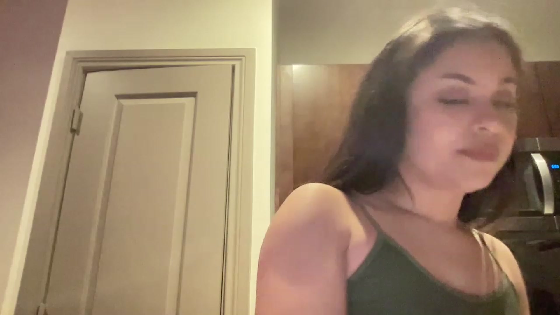 Gallery image thumbnail from Amaya_Flores's myfreecams stream on, 12/10/2022, 12:48 image 11 of 20