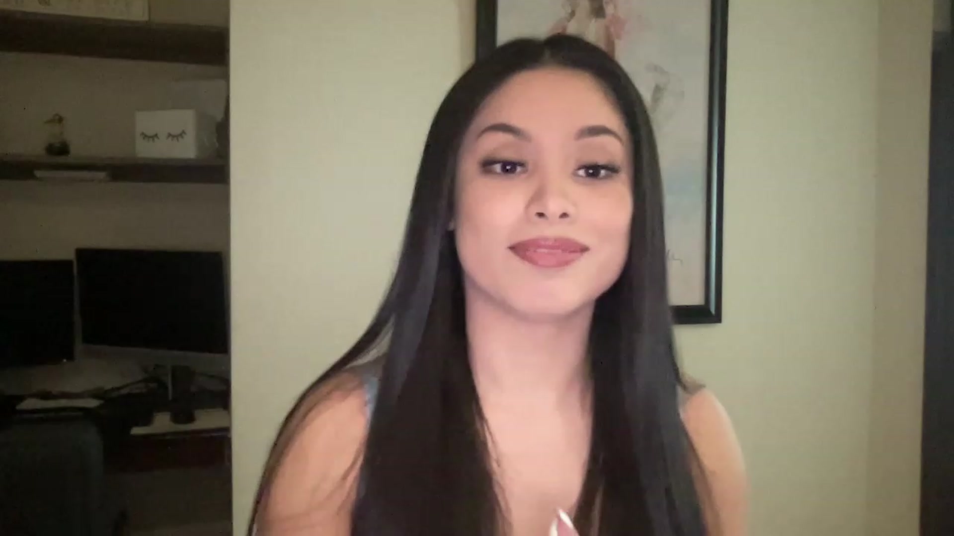 Gallery image thumbnail from Amaya_Flores's myfreecams stream on, 12/15/2022, 19:16 image 14 of 20