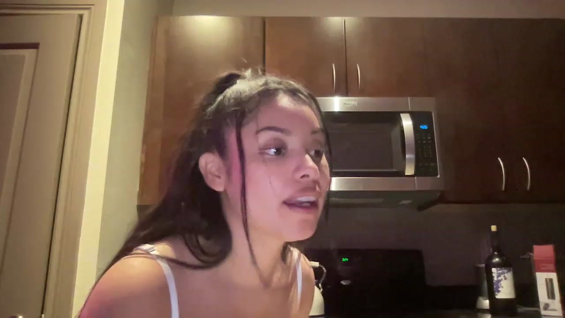 Gallery image thumbnail from Amaya_Flores's myfreecams stream on, 12/23/2022, 10:17 image 7 of 20