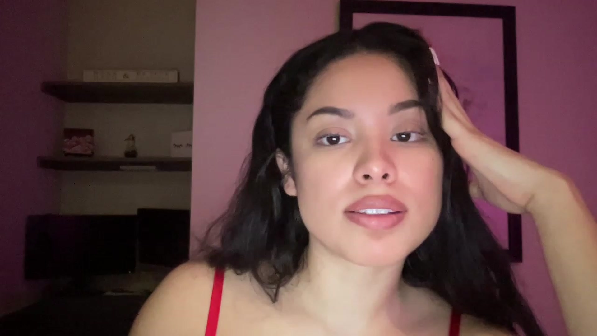 Gallery image thumbnail from Amaya_Flores's myfreecams stream on, 12/25/2022, 12:39 image 19 of 20