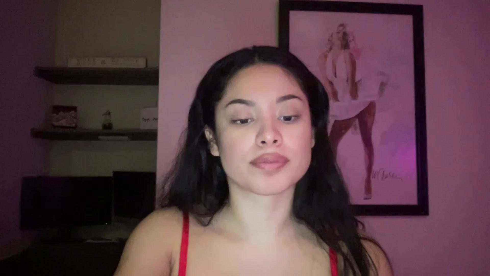 Gallery image thumbnail from Amaya_Flores's myfreecams stream on, 12/25/2022, 12:39 image 18 of 20