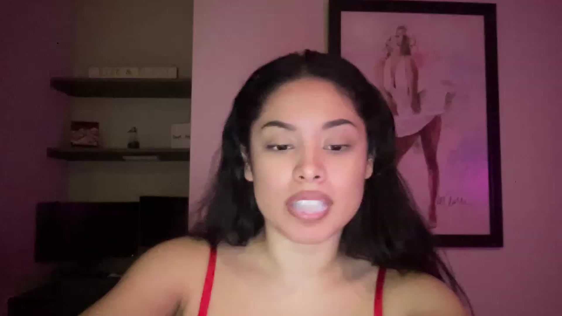 Gallery image thumbnail from Amaya_Flores's myfreecams stream on, 12/25/2022, 12:39 image 12 of 20