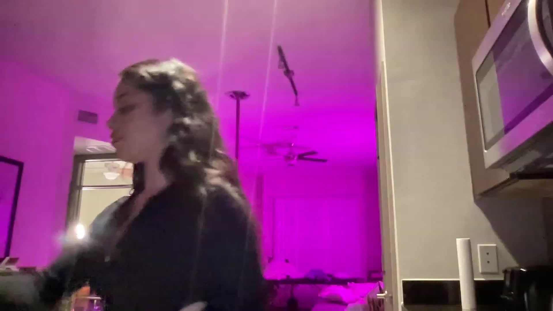 Gallery image thumbnail from Amaya_Flores's myfreecams stream on, 01/06/2023, 05:40 image 16 of 20