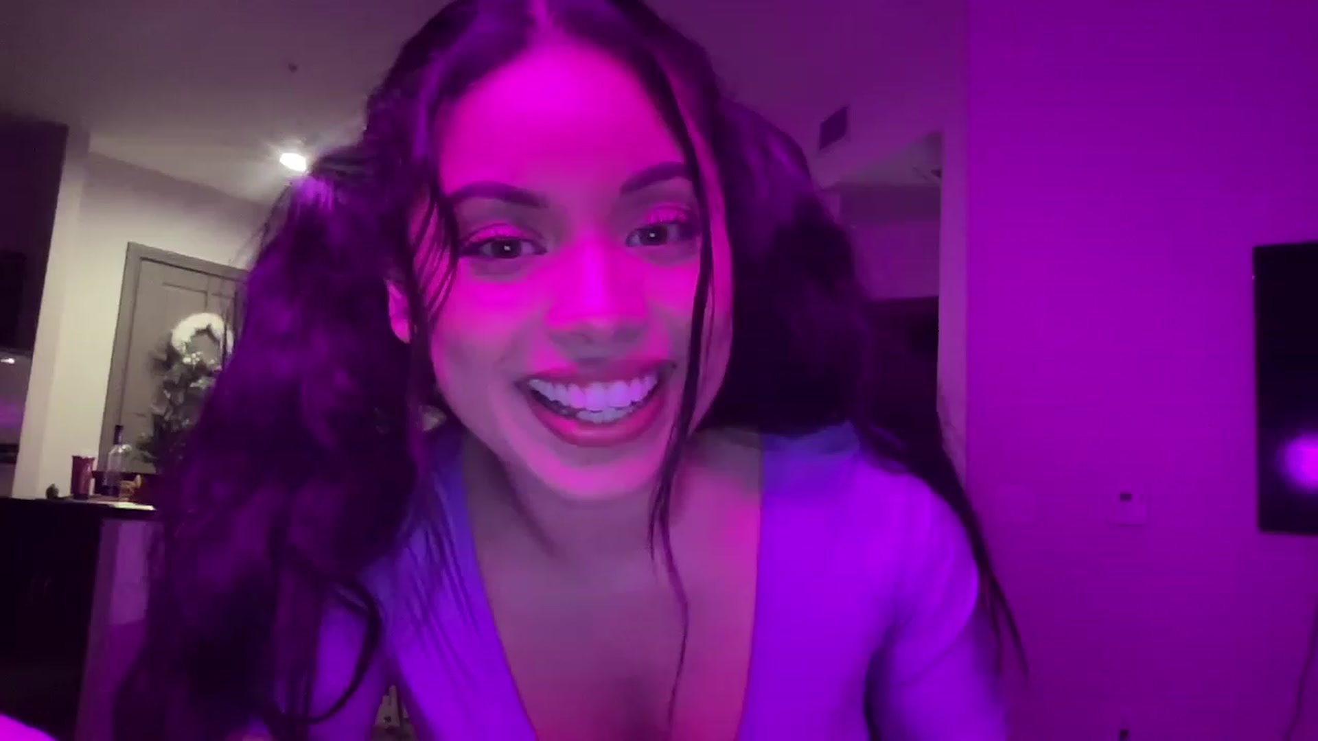 Gallery image thumbnail from Amaya_Flores's myfreecams stream on, 02/17/2023, 09:26 image 7 of 20