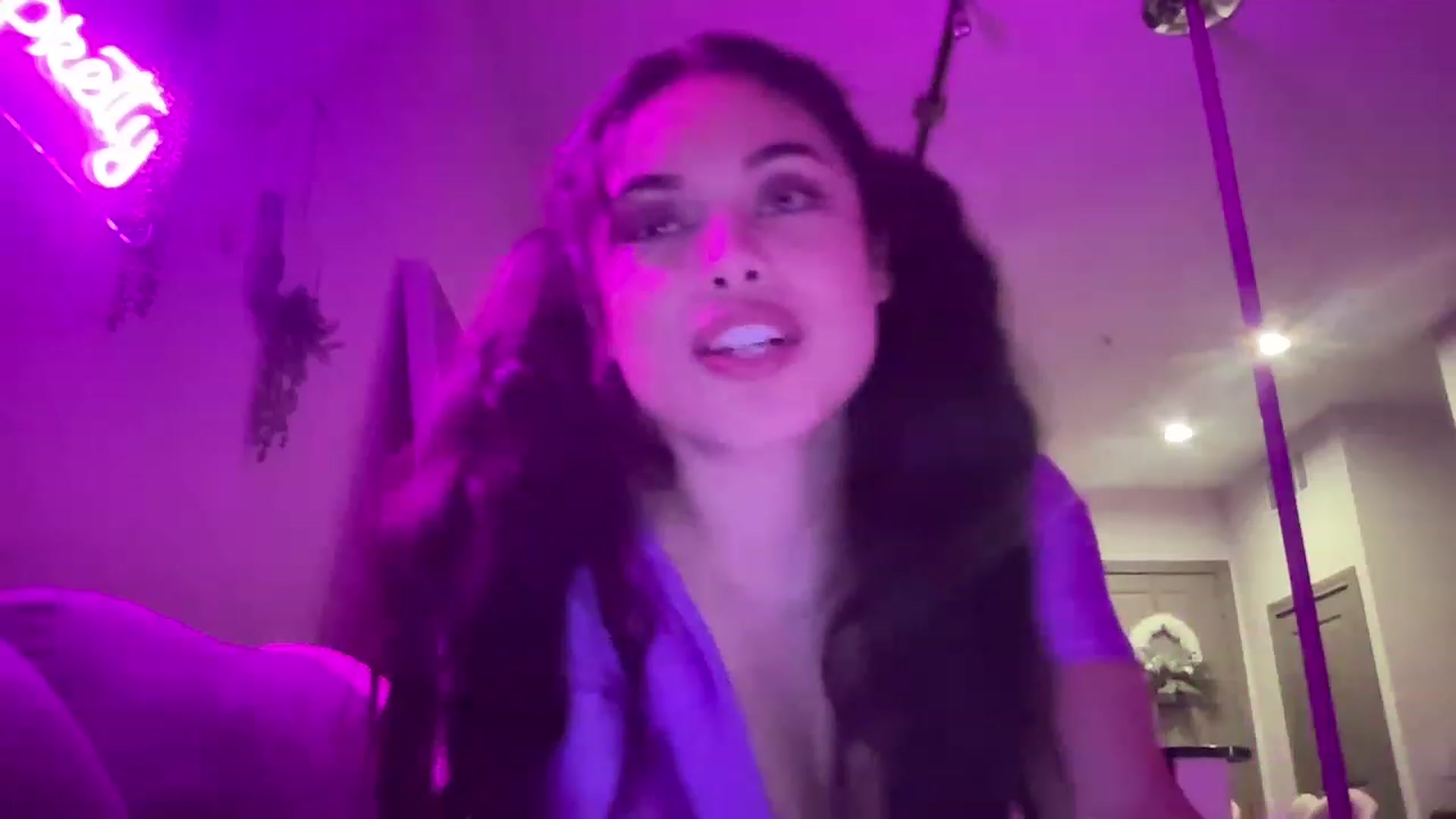 Gallery image thumbnail from Amaya_Flores's myfreecams stream on, 02/17/2023, 09:26 image 8 of 20