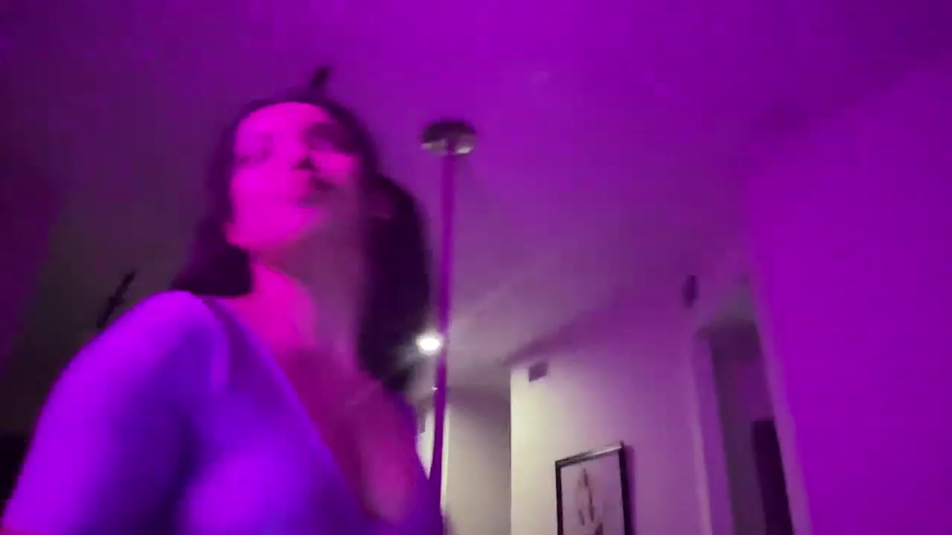 Gallery image thumbnail from Amaya_Flores's myfreecams stream on, 02/17/2023, 09:26 image 5 of 20