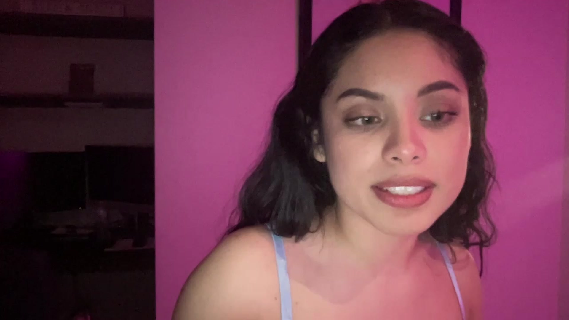 Gallery image thumbnail from Amaya_Flores's myfreecams stream on, 02/17/2023, 12:09 image 18 of 20