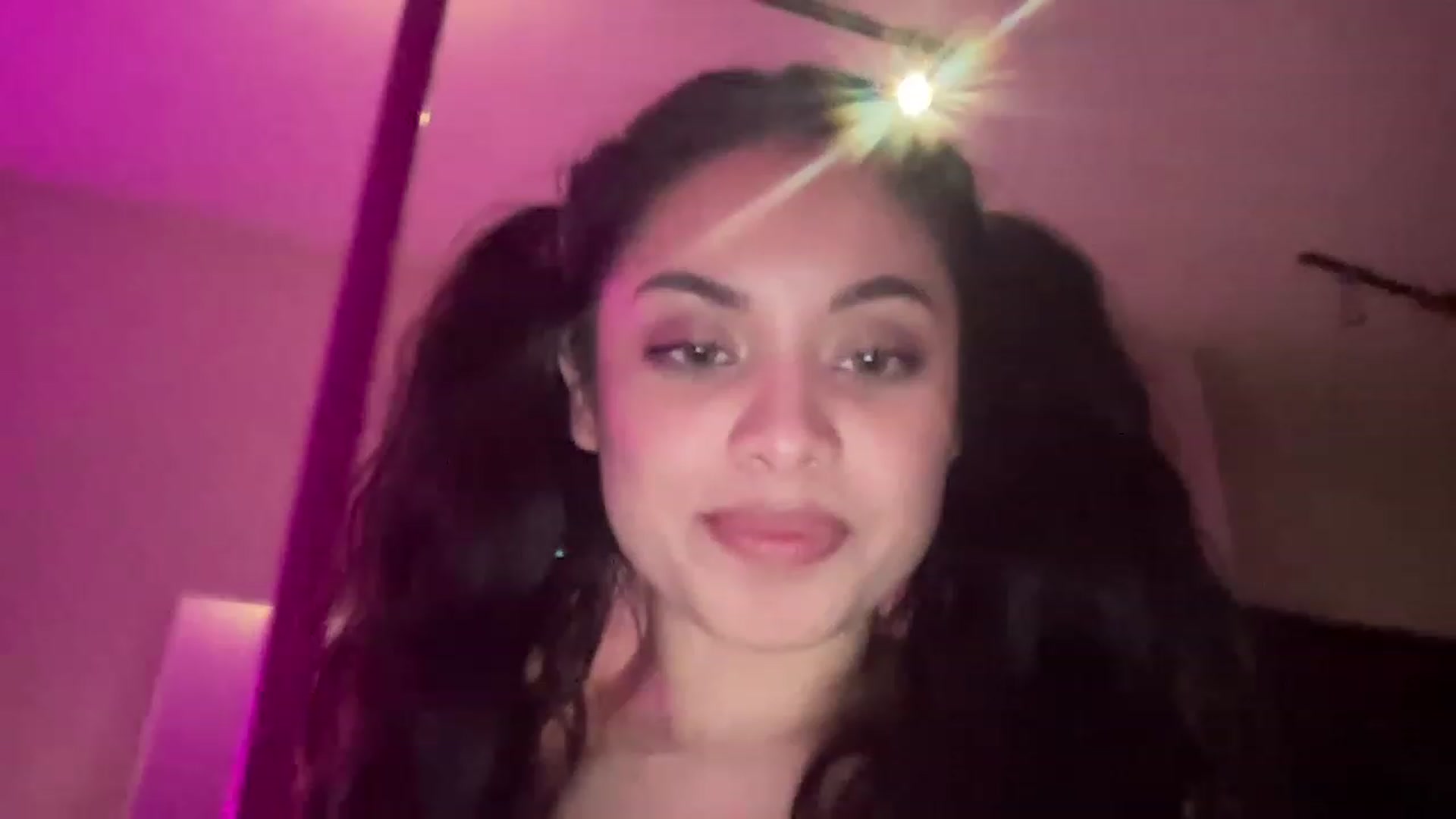 Gallery image thumbnail from Amaya_Flores's myfreecams stream on, 02/17/2023, 12:09 image 9 of 20