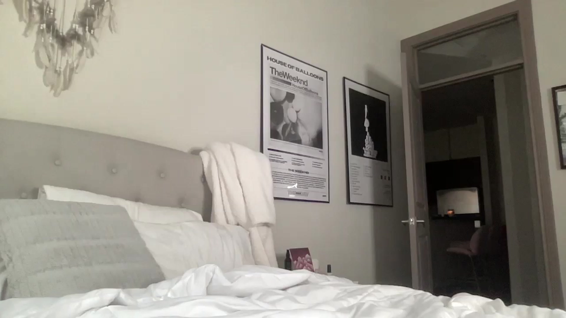Gallery image thumbnail from Amaya_Flores's myfreecams stream on, 09/01/2023, 23:48 image 15 of 20