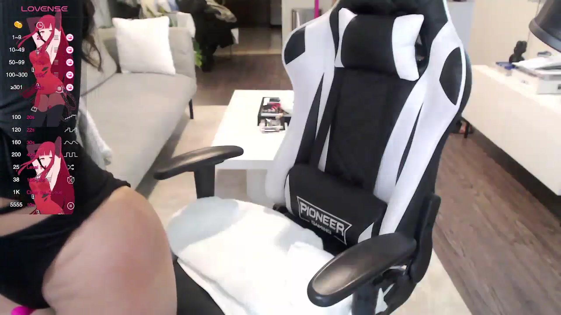 Gallery image thumbnail from Amaya_Flores's myfreecams stream on, 11/08/2023, 19:25 image 8 of 20