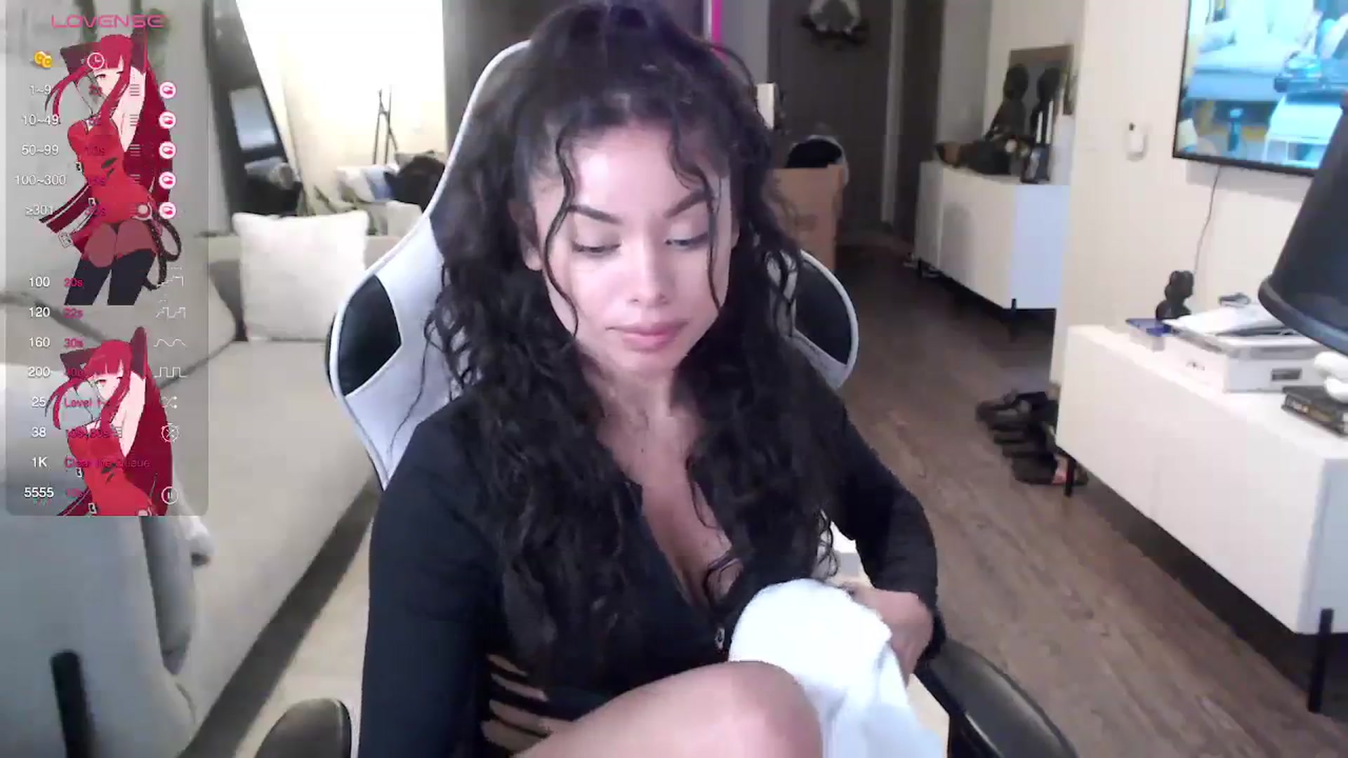 Gallery image thumbnail from Amaya_Flores's myfreecams stream on, 11/08/2023, 19:25 image 20 of 20