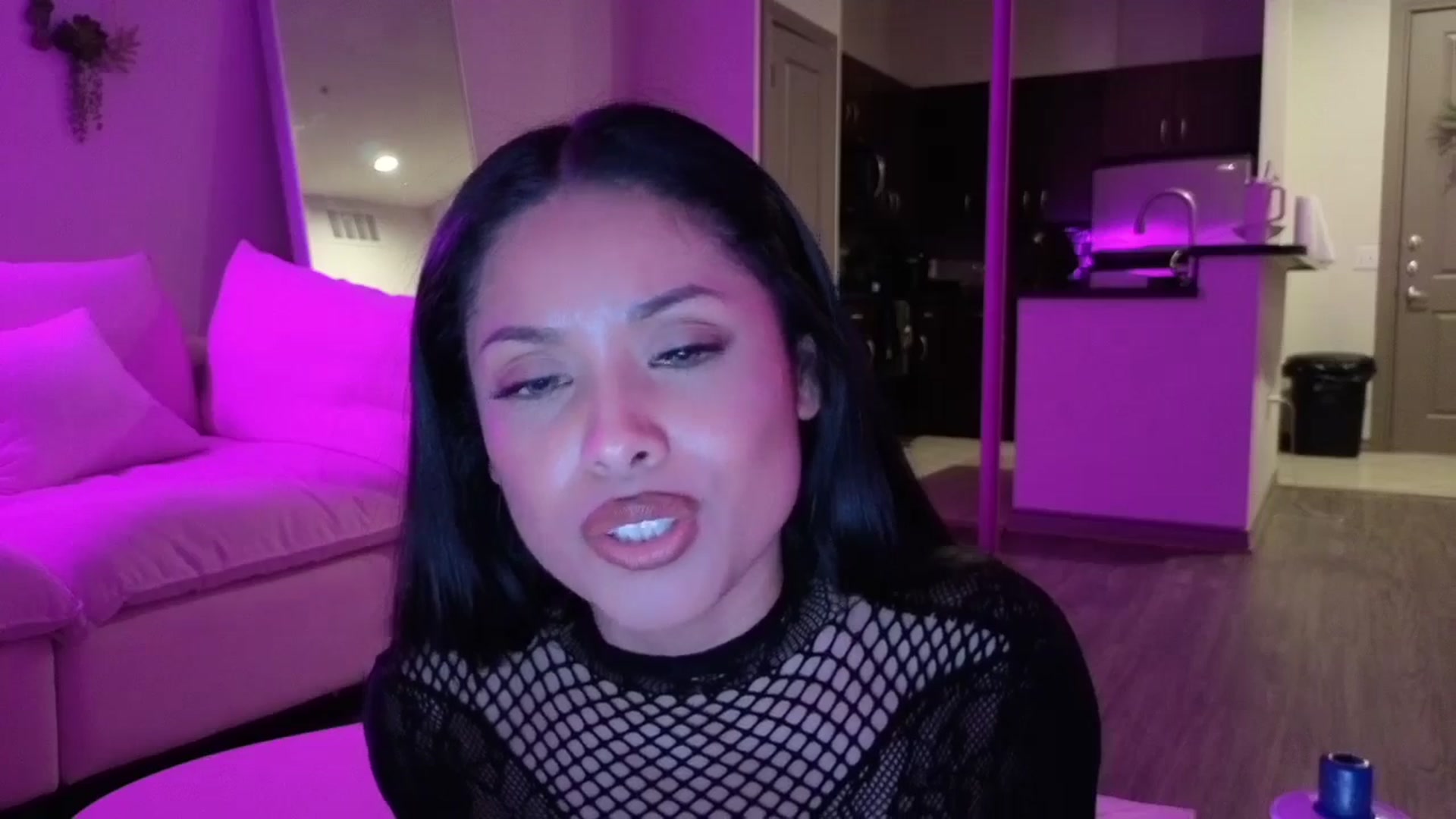 Gallery image thumbnail from Amaya_Flores's myfreecams stream on, 12/28/2025, 13:51 image 15 of 20