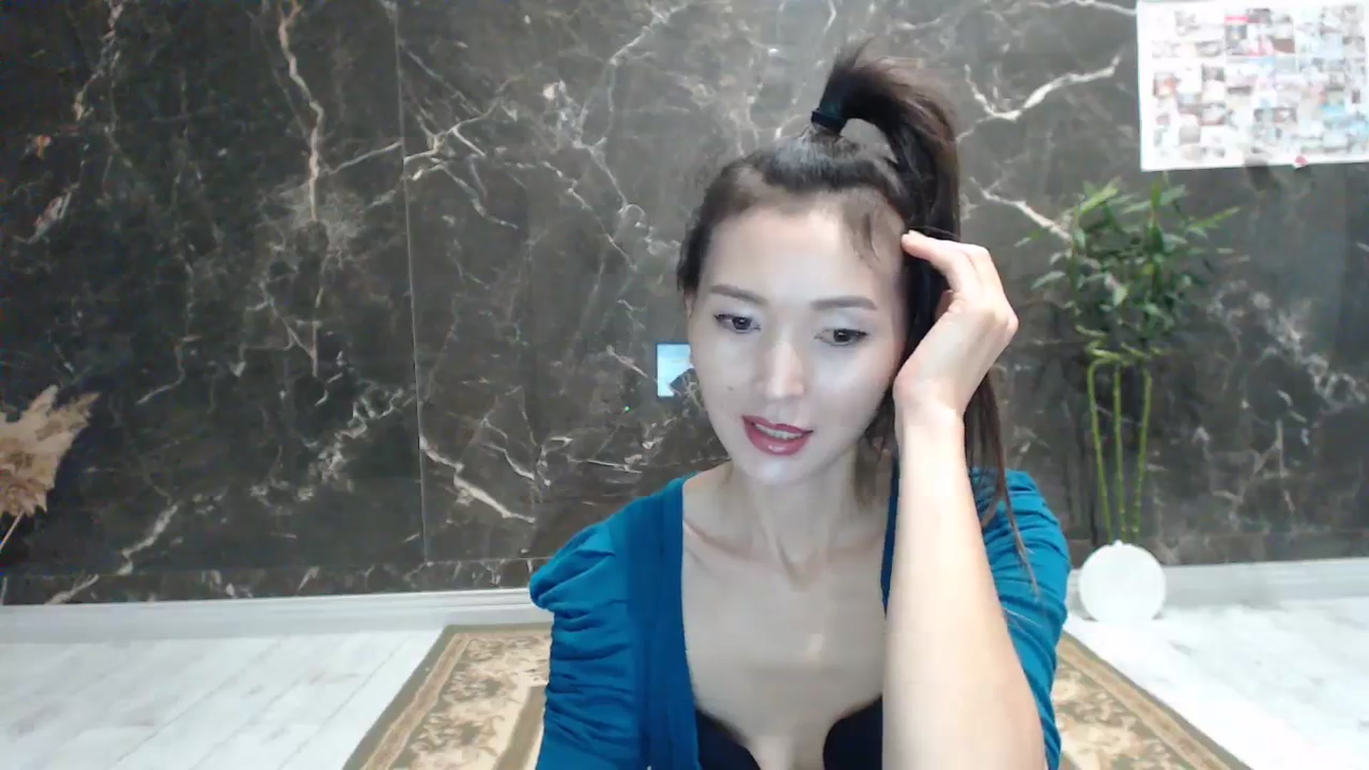 Gallery image thumbnail from AmazinAznLuv's myfreecams stream on, 09/16/2023, 14:30 image 17 of 20