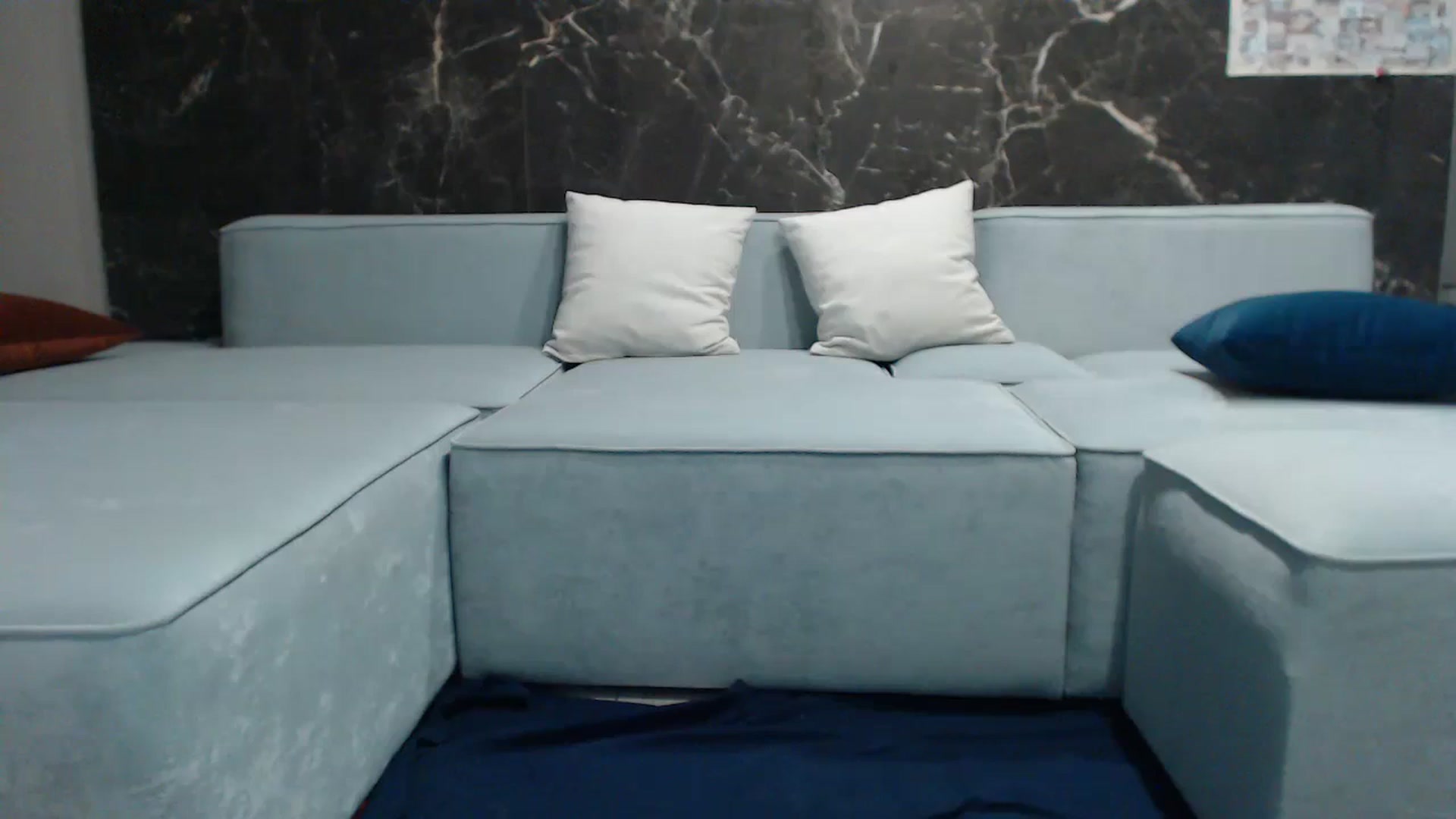 Gallery image thumbnail from AmazinAznLuv's myfreecams stream on, 03/27/2024, 18:43 image 4 of 20