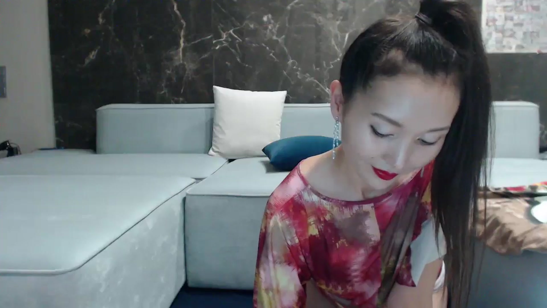 Gallery image thumbnail from AmazinAznLuv's myfreecams stream on, 06/14/2024, 18:32 image 10 of 20