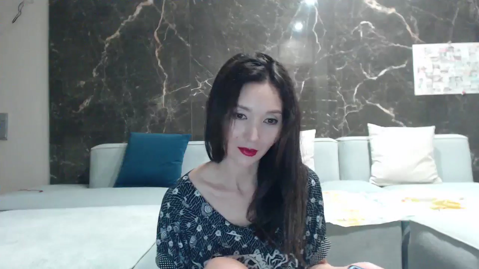 Gallery image thumbnail from AmazinAznLuv's myfreecams stream on, 08/18/2024, 22:58 image 5 of 20