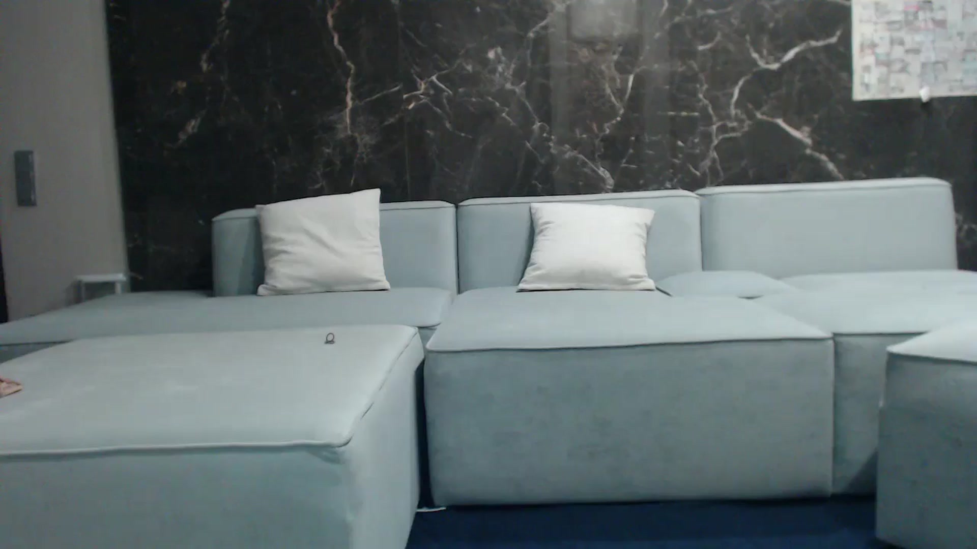 Gallery image thumbnail from AmazinAznLuv's myfreecams stream on, 11/01/2024, 18:57 image 15 of 20