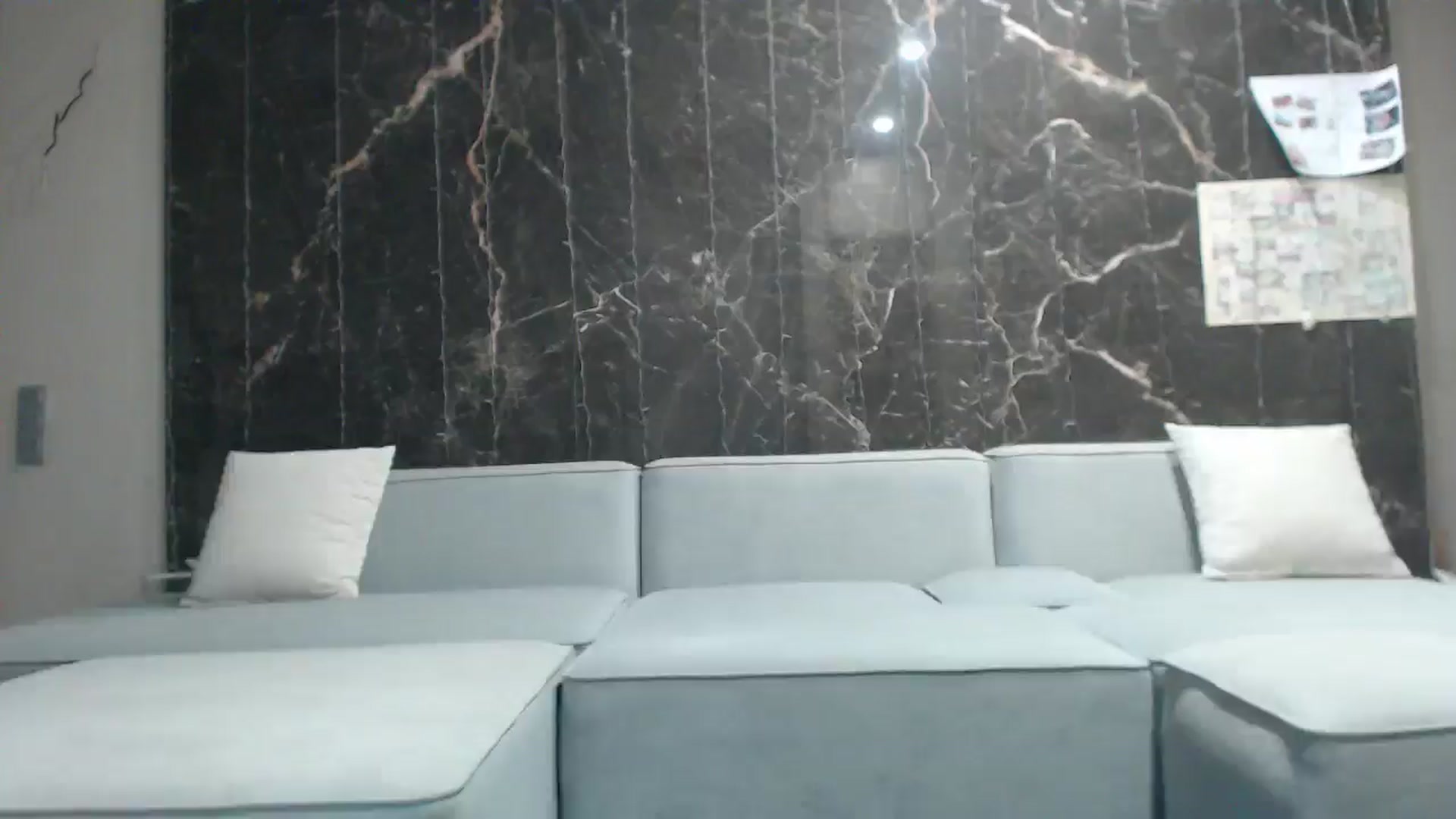 Gallery image thumbnail from AmazinAznLuv's myfreecams stream on, 03/28/2025, 19:16 image 6 of 20