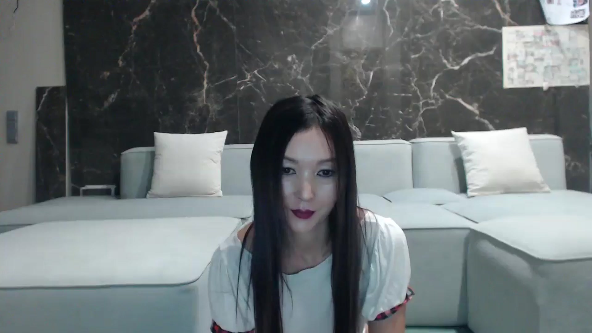 Gallery image thumbnail from AmazinAznLuv's myfreecams stream on, 06/09/2025, 18:41 image 8 of 20