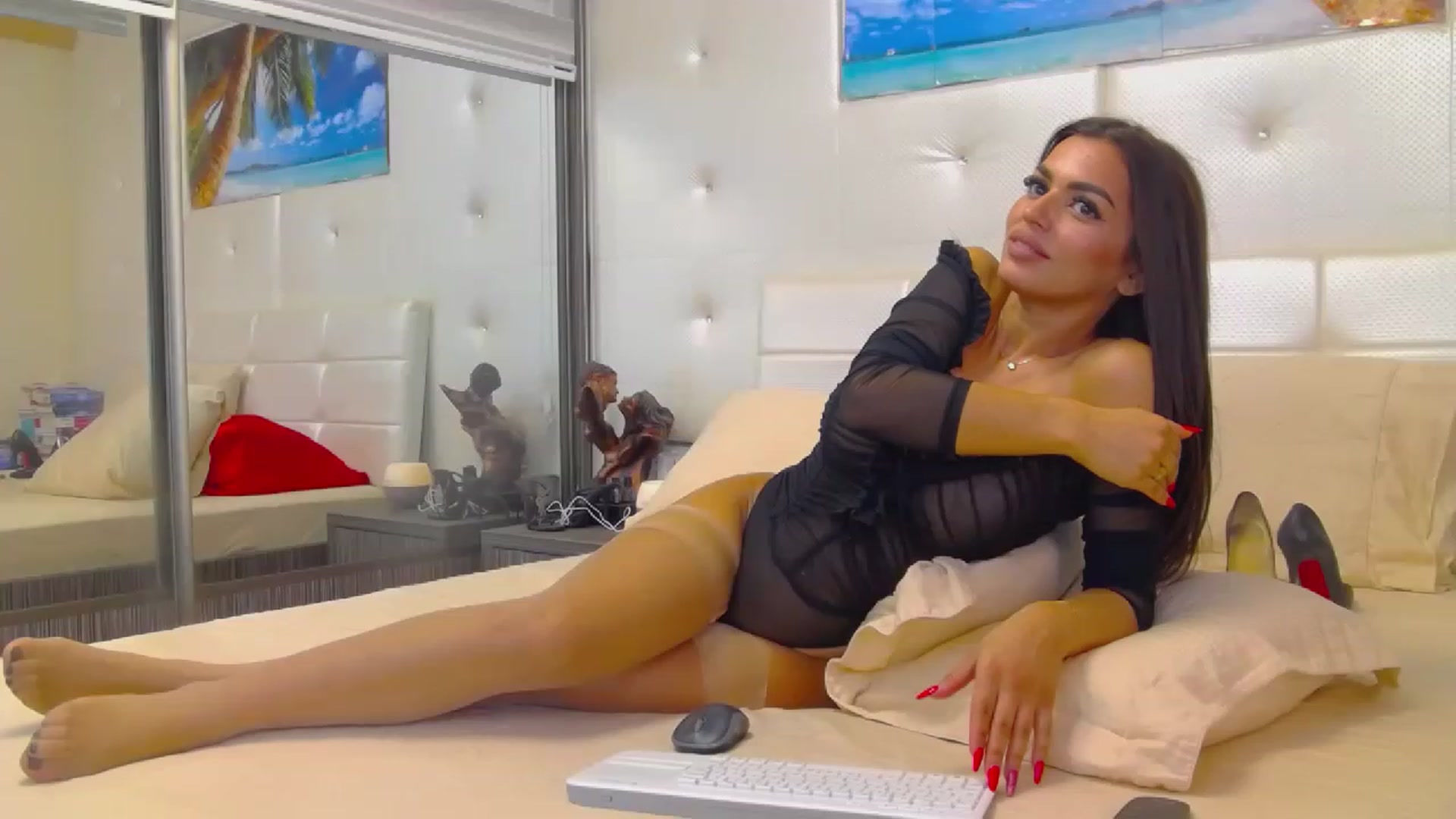 Gallery image thumbnail from AmazingAssOne's myfreecams stream on, 01/16/2023, 19:51 image 3 of 20