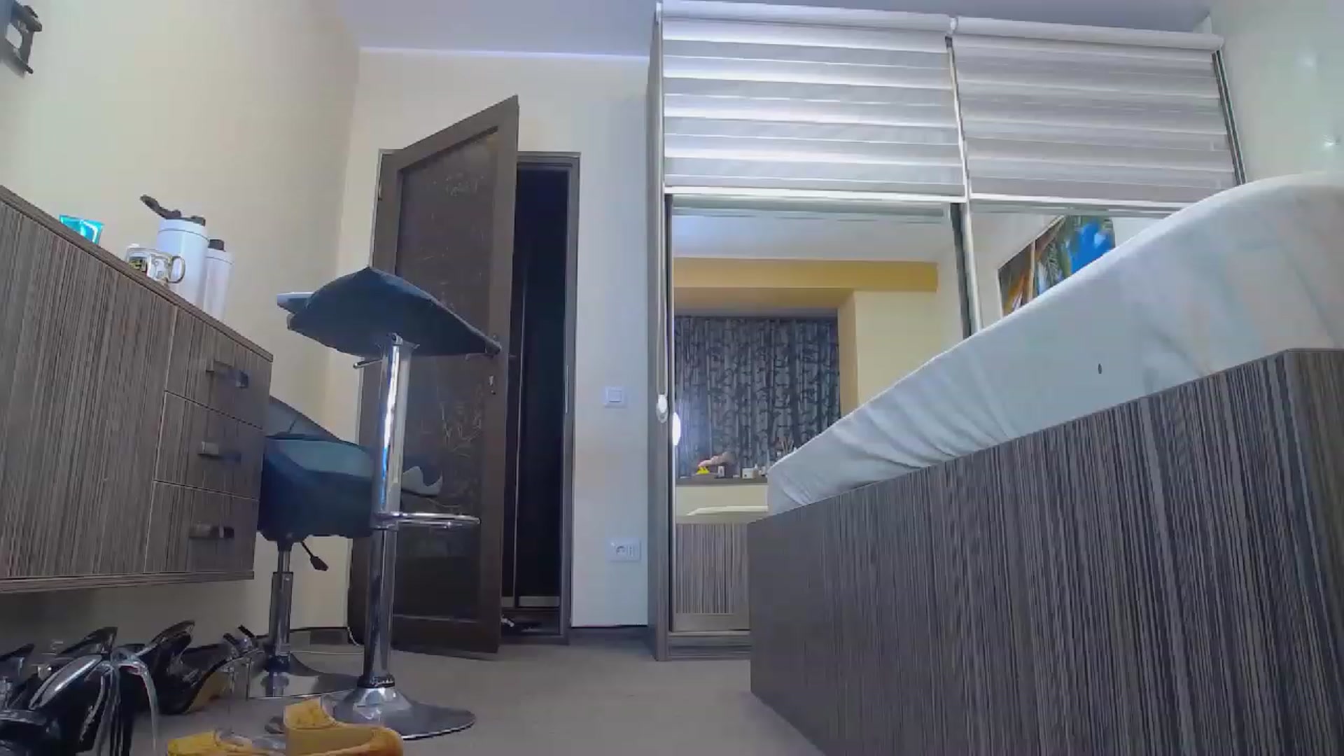 Gallery image thumbnail from AmazingAssOne's myfreecams stream on, 05/07/2023, 18:45 image 7 of 20