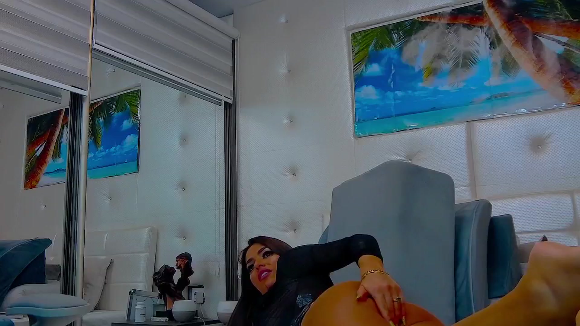 Gallery image thumbnail from AmazingAssOne's myfreecams stream on, 12/27/2024, 21:25 image 13 of 20
