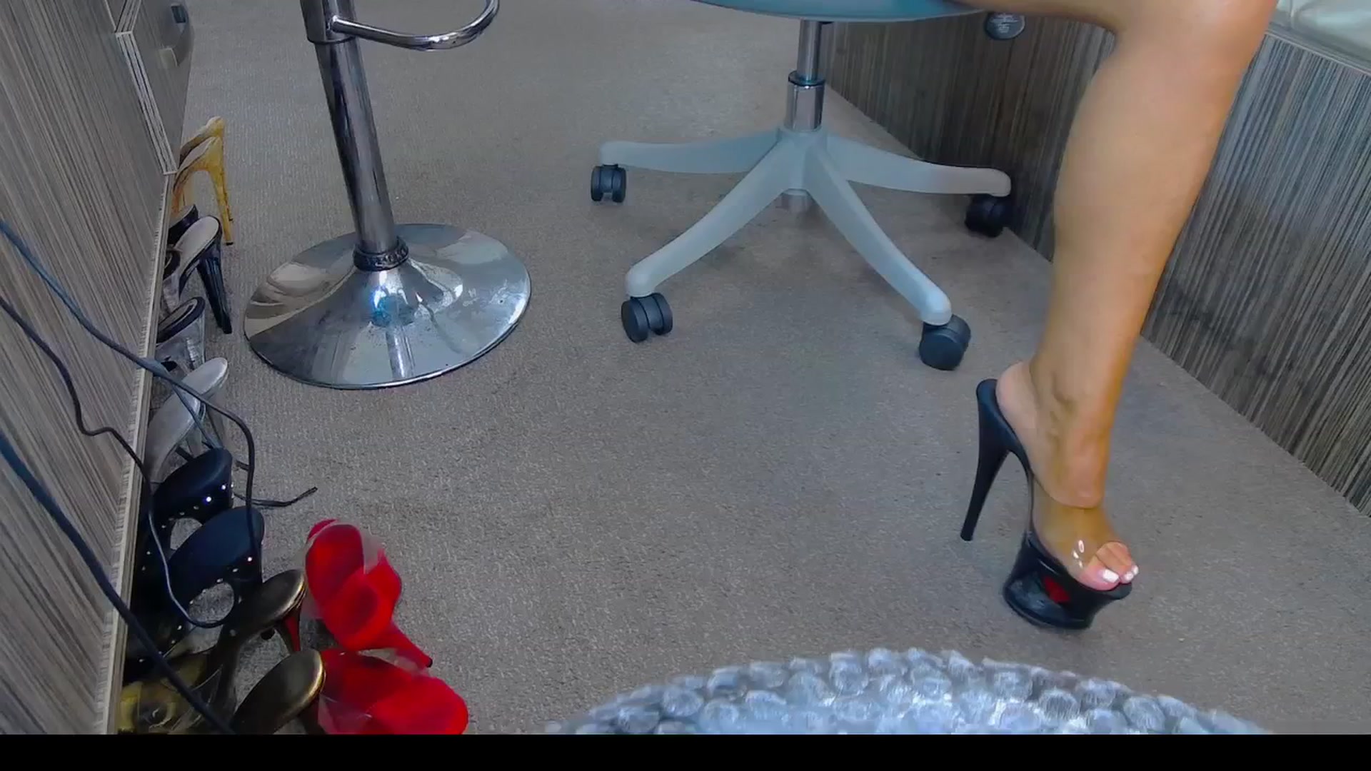 Gallery image thumbnail from AmazingAssOne's myfreecams stream on, 03/25/2025, 19:46 image 17 of 20