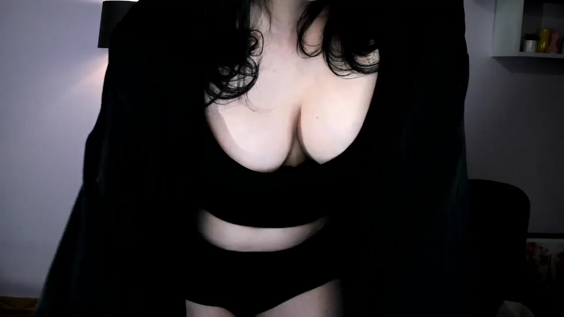 Gallery image thumbnail from AmazingDENISE's myfreecams stream on, 04/14/2026, 24:47 image 18 of 20