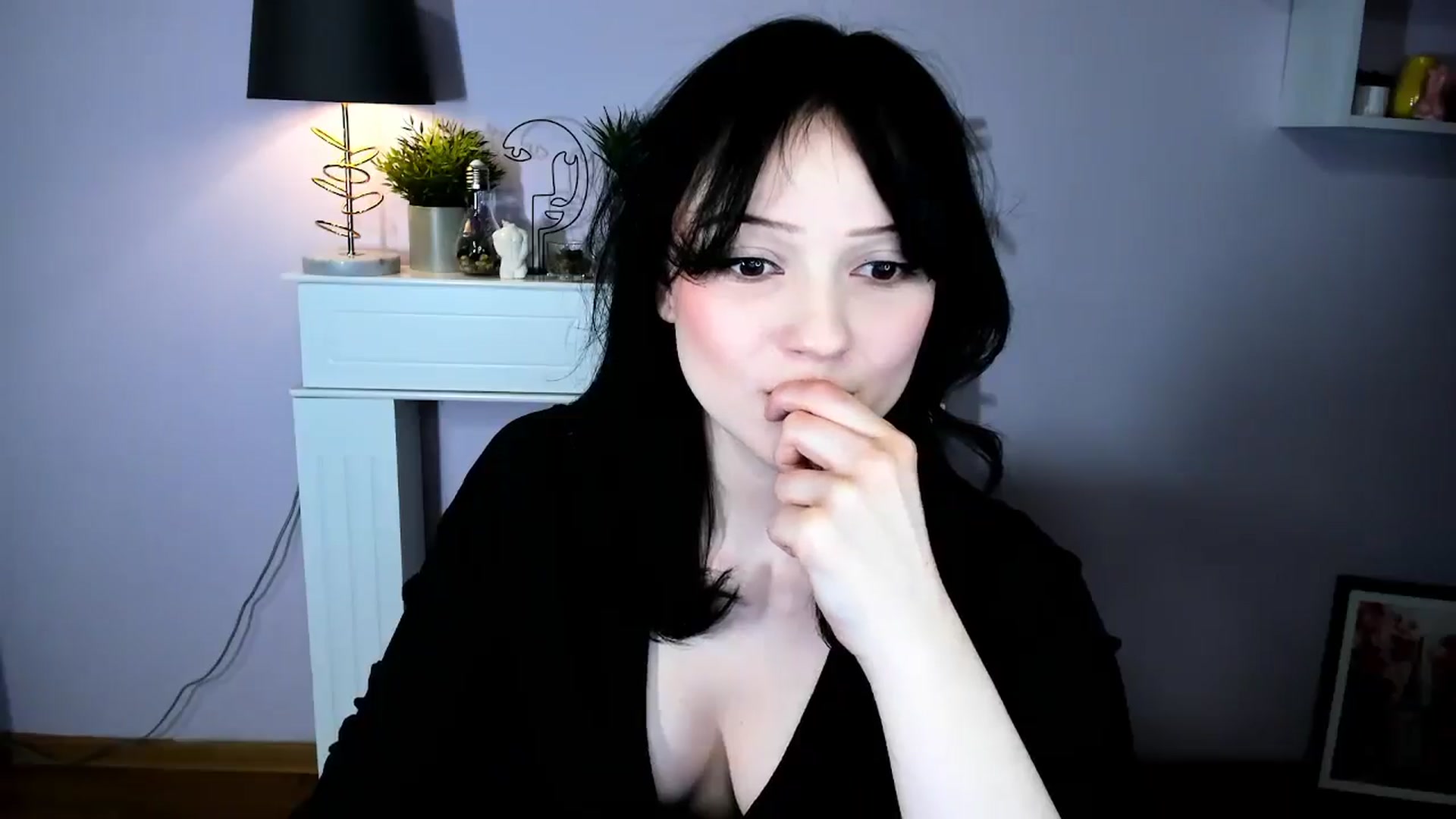 Gallery image thumbnail from AmazingDENISE's myfreecams stream on, 04/21/2026, 24:24 image 13 of 20