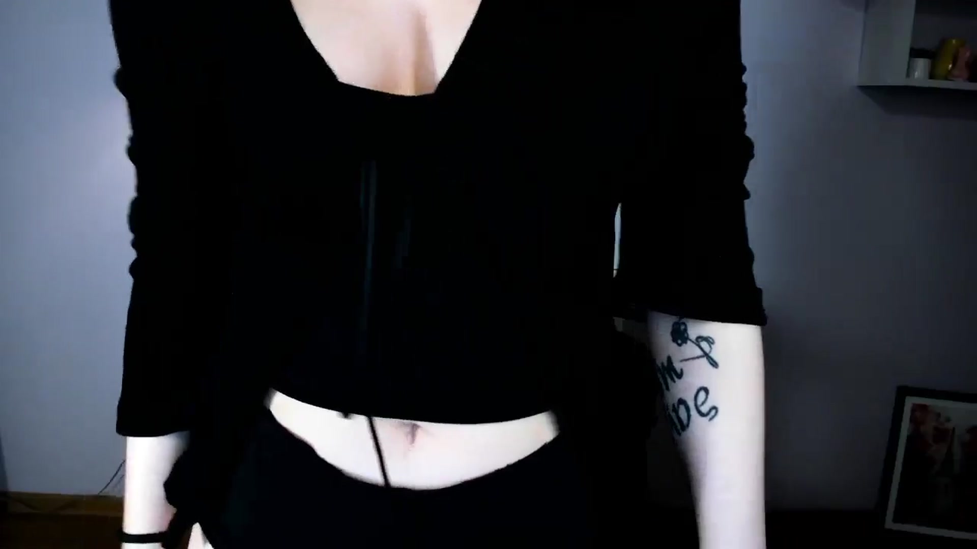 Gallery image thumbnail from AmazingDENISE's myfreecams stream on, 04/21/2026, 24:24 image 20 of 20