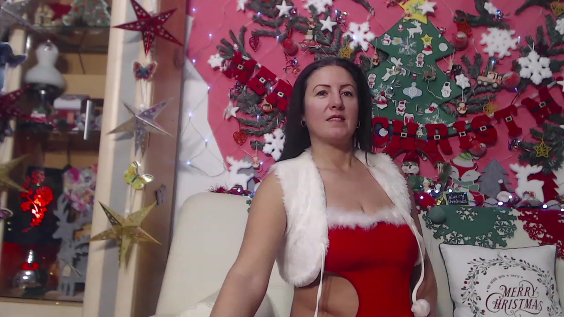 Gallery image thumbnail from AmazingElena's myfreecams stream on, 12/25/2023, 03:51 image 11 of 20