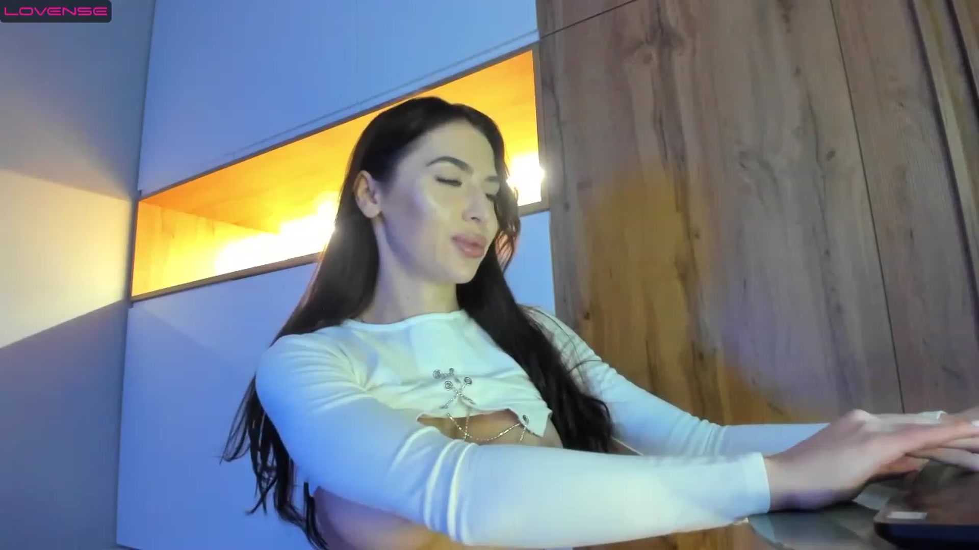Gallery image thumbnail from AmazingKate_'s myfreecams stream on, 02/12/2023, 19:45 image 11 of 20