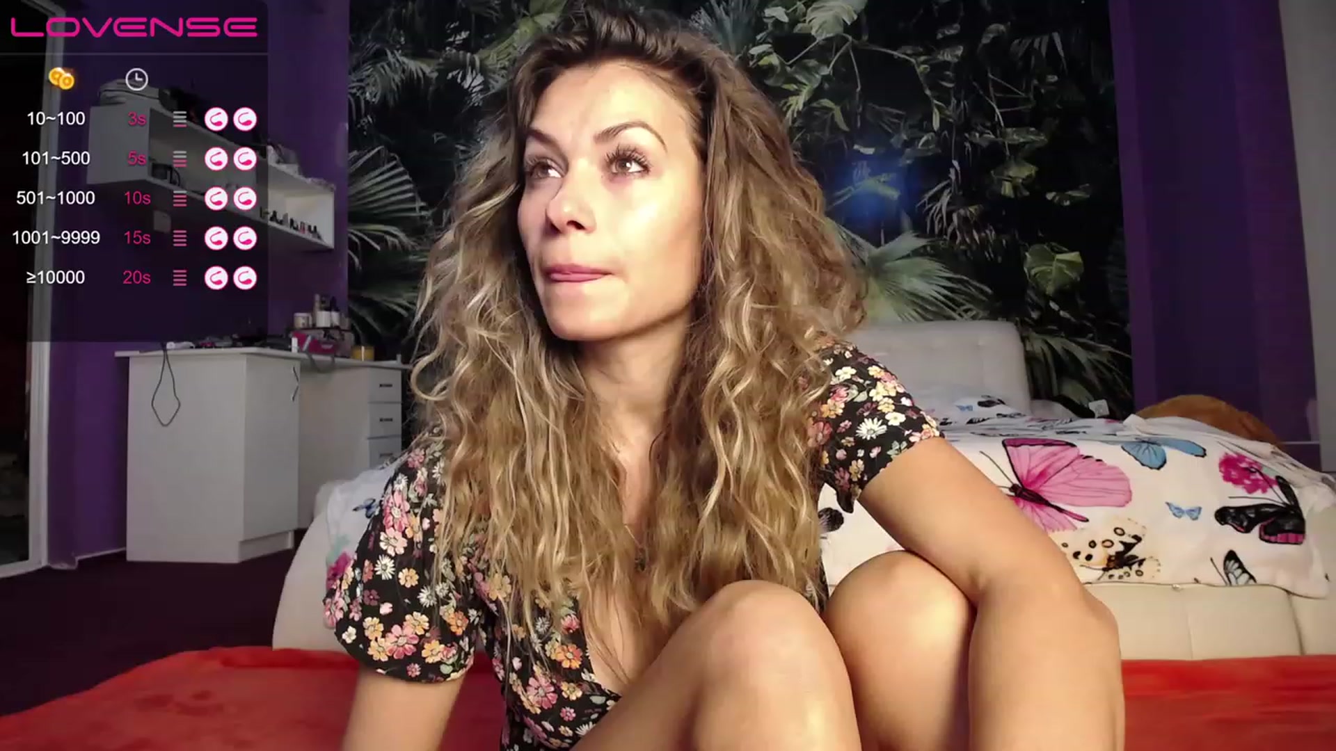 Gallery image thumbnail from AmazingMarry's myfreecams stream on, 12/03/2022, 17:50 image 3 of 20