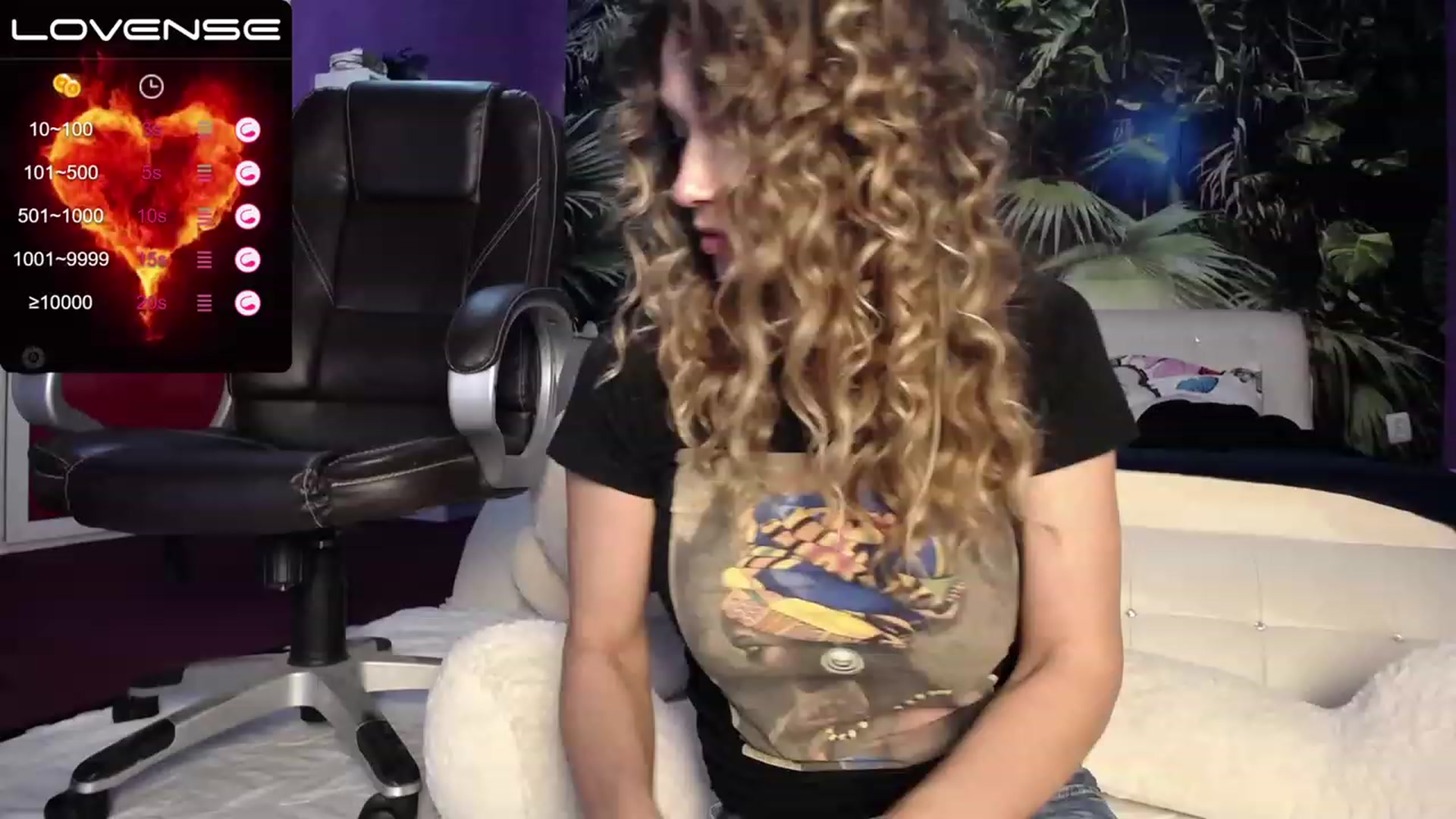 Gallery image thumbnail from AmazingMarry's myfreecams stream on, 01/16/2023, 15:15 image 3 of 20