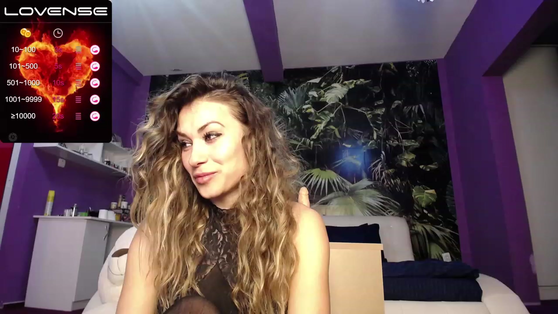 Gallery image thumbnail from AmazingMarry's myfreecams stream on, 02/26/2023, 08:57 image 14 of 20